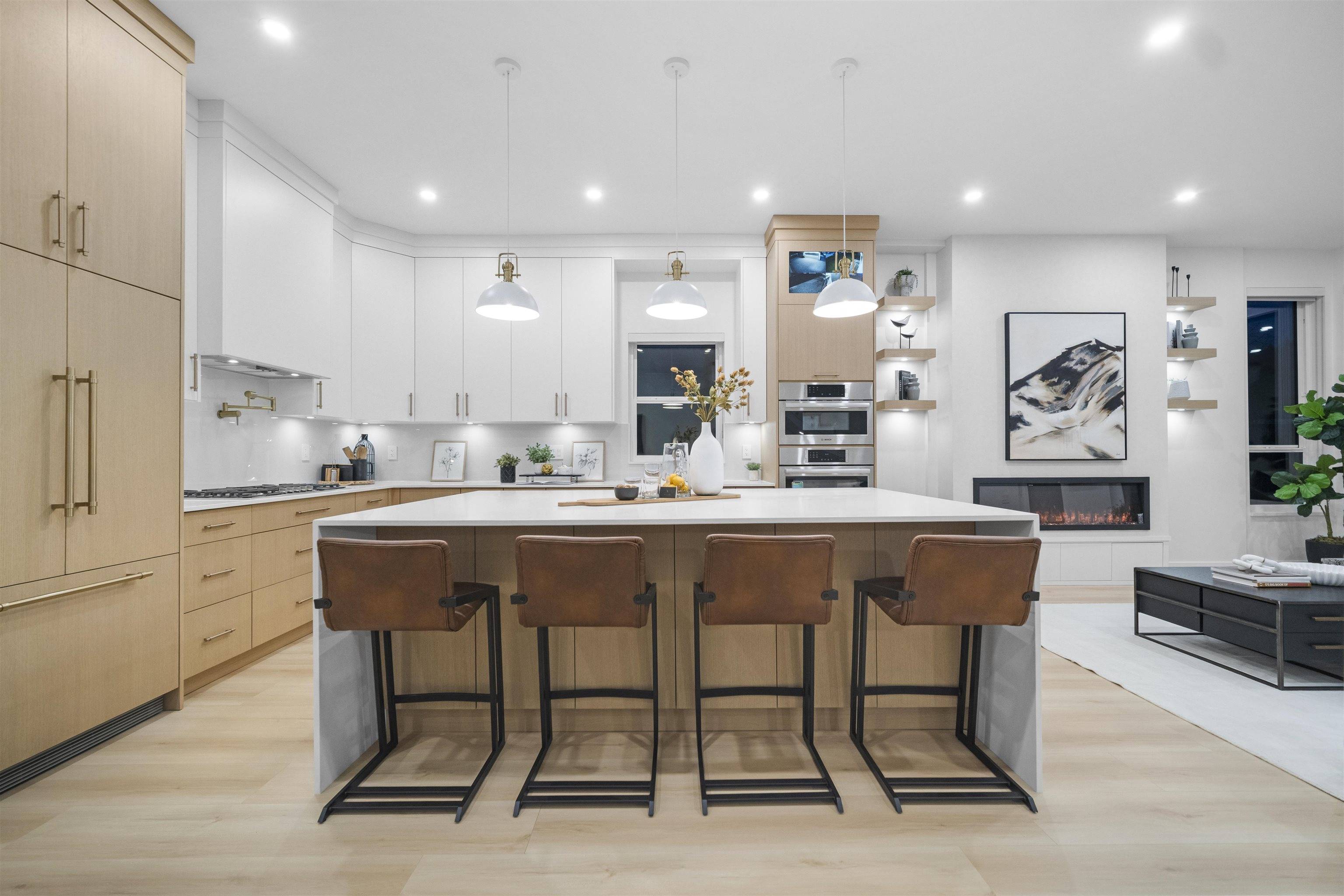 Burnaby, BC V5A 2R6,1536 Duthie AVE #4