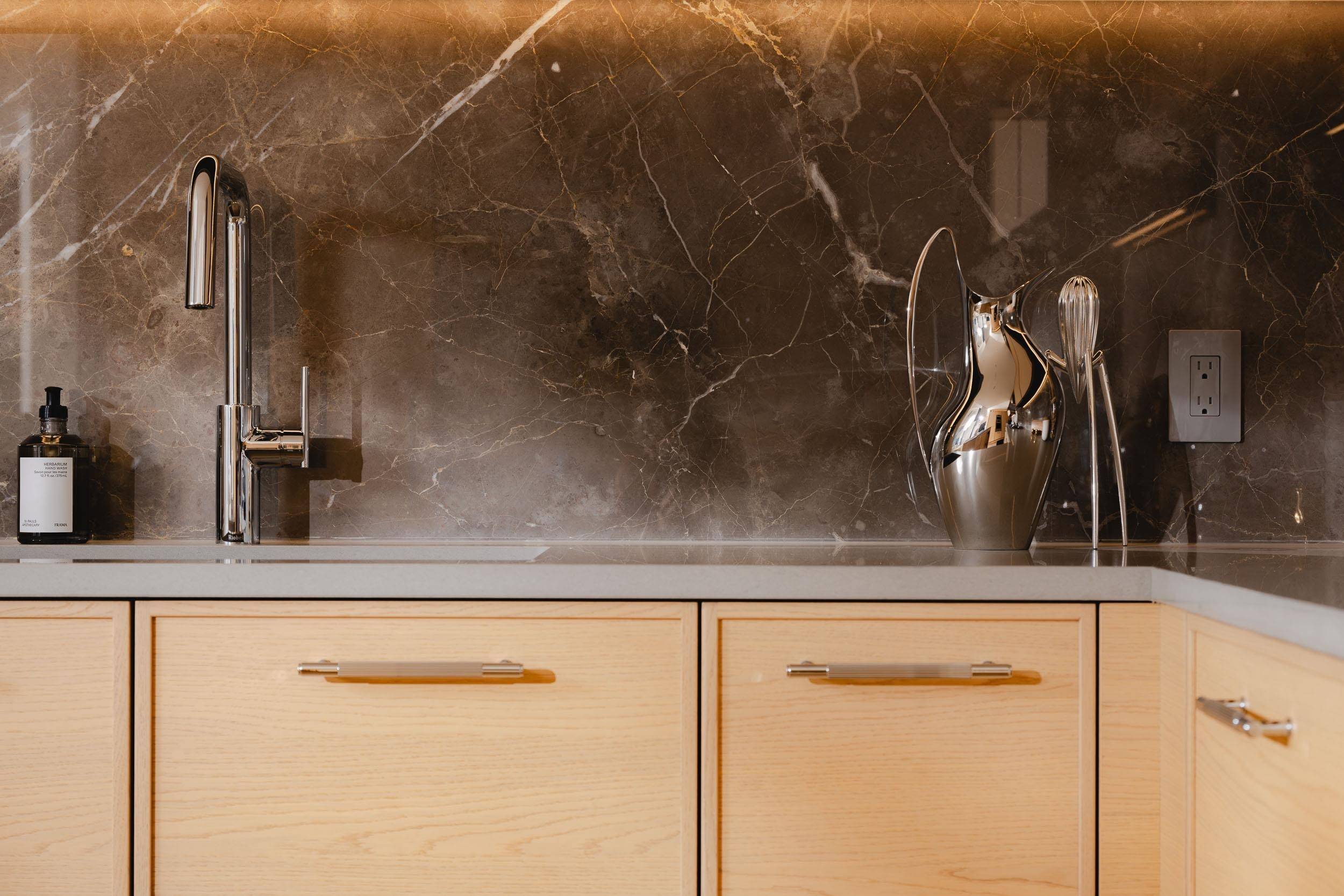 Surrey, BC V4A 3V2,1655 128 ST #308