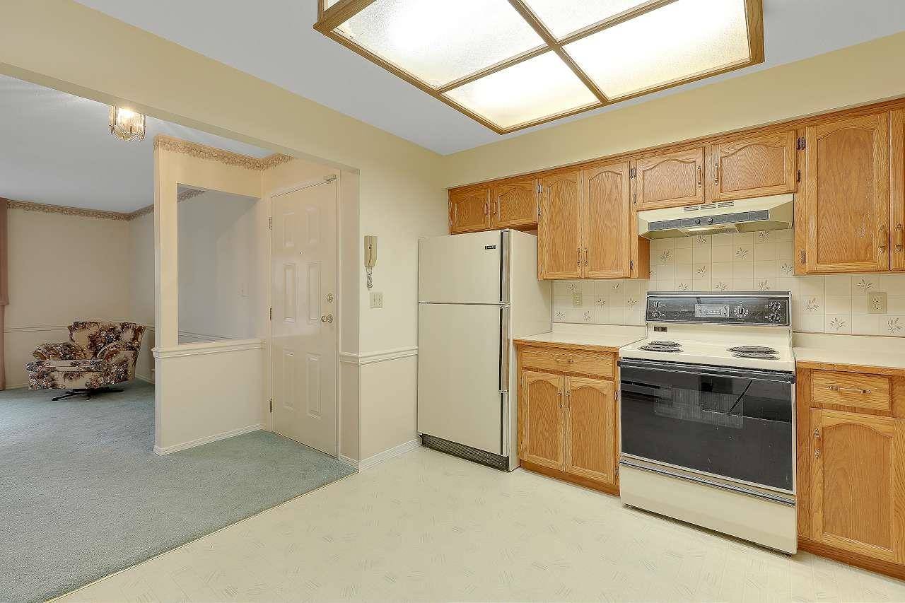 Abbotsford, BC V2S 2L6,33123 George Ferguson WAY #3