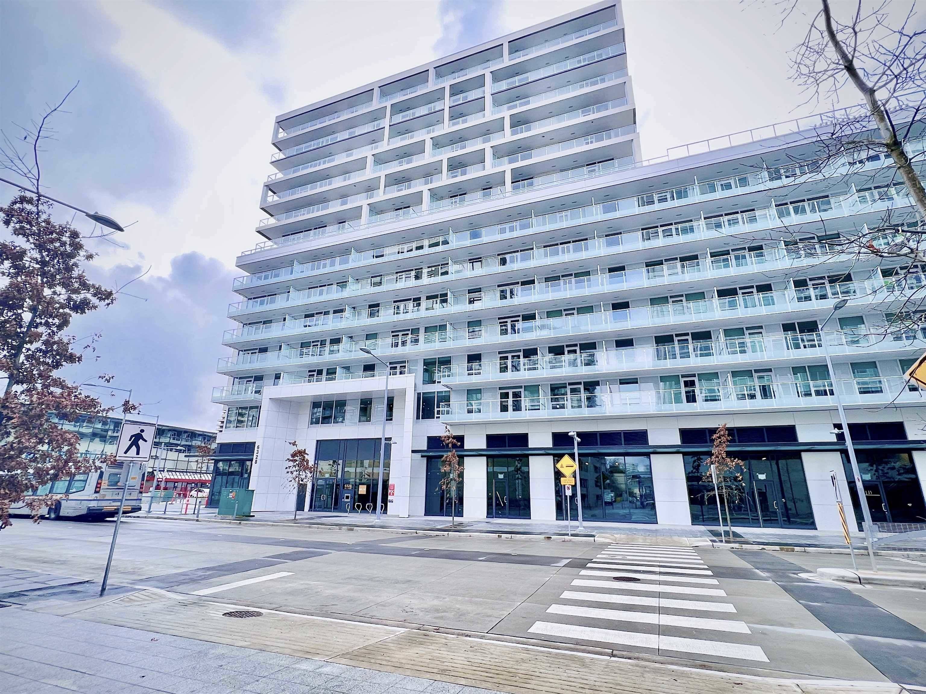 Richmond, BC V6Y 0L6,6328 No. 3 RD #1203