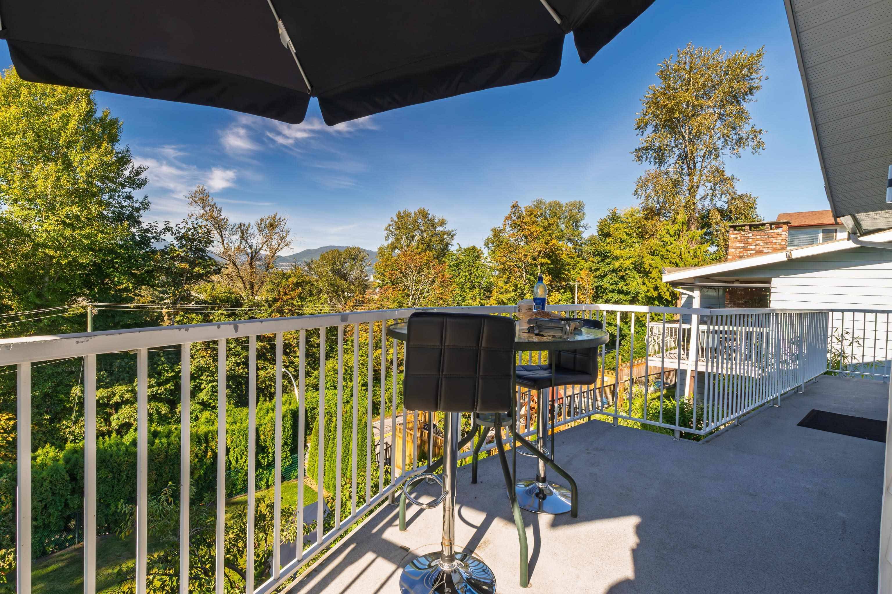 Port Coquitlam, BC V3C 4C3,1496 Mary Hill LN