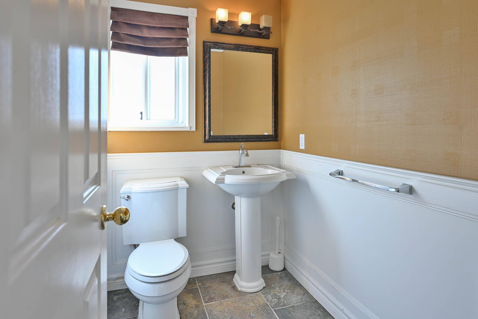 Coquitlam, BC V3H 4S8,1422 Magnolia PL