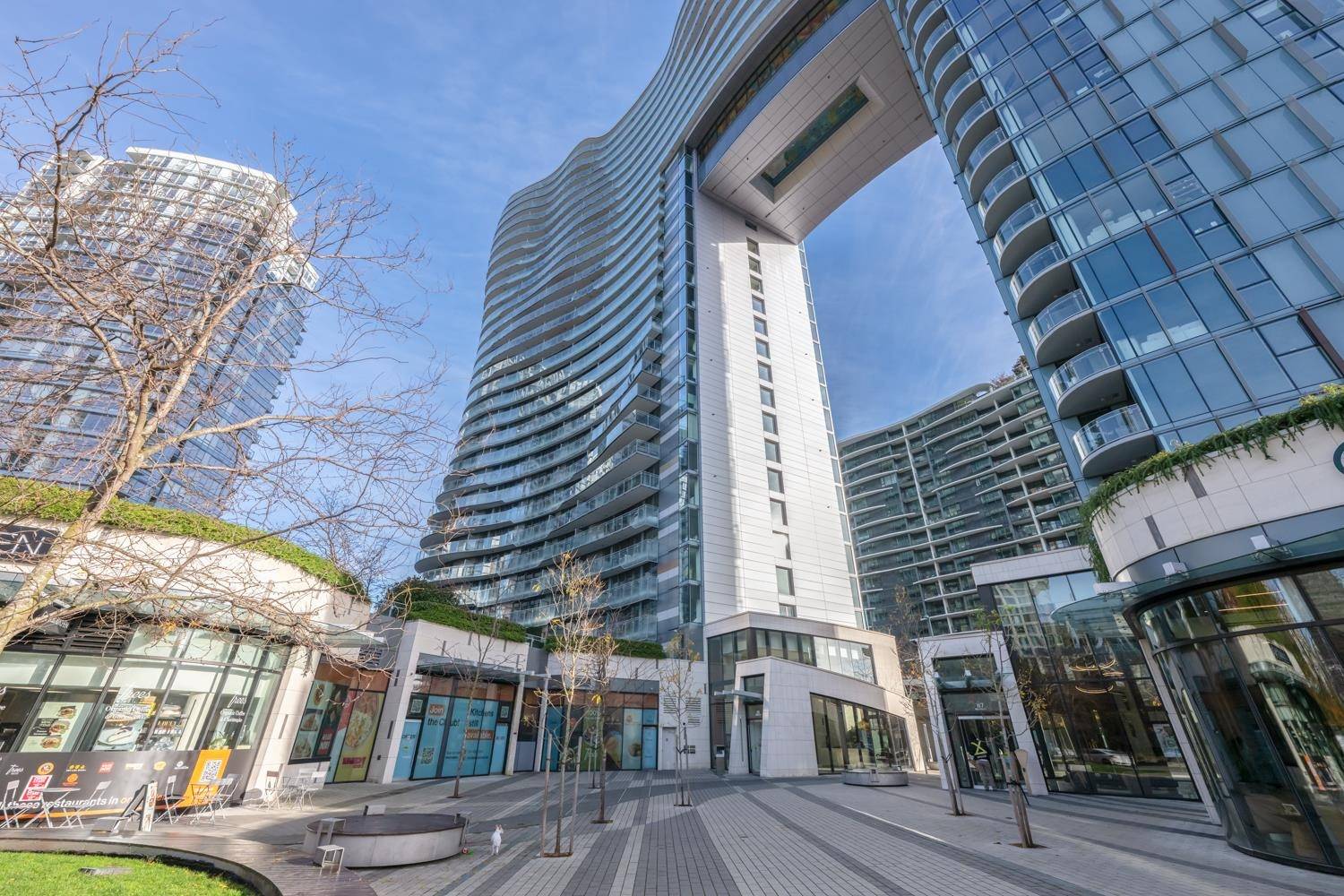 Vancouver, BC V6Z 0E7,89 Nelson ST #308