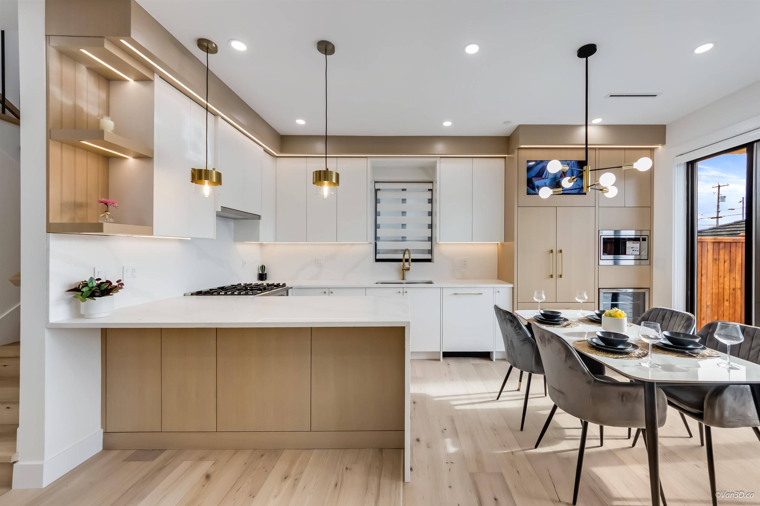 Vancouver, BC V5X 1C3,150 E 51 AVE #2