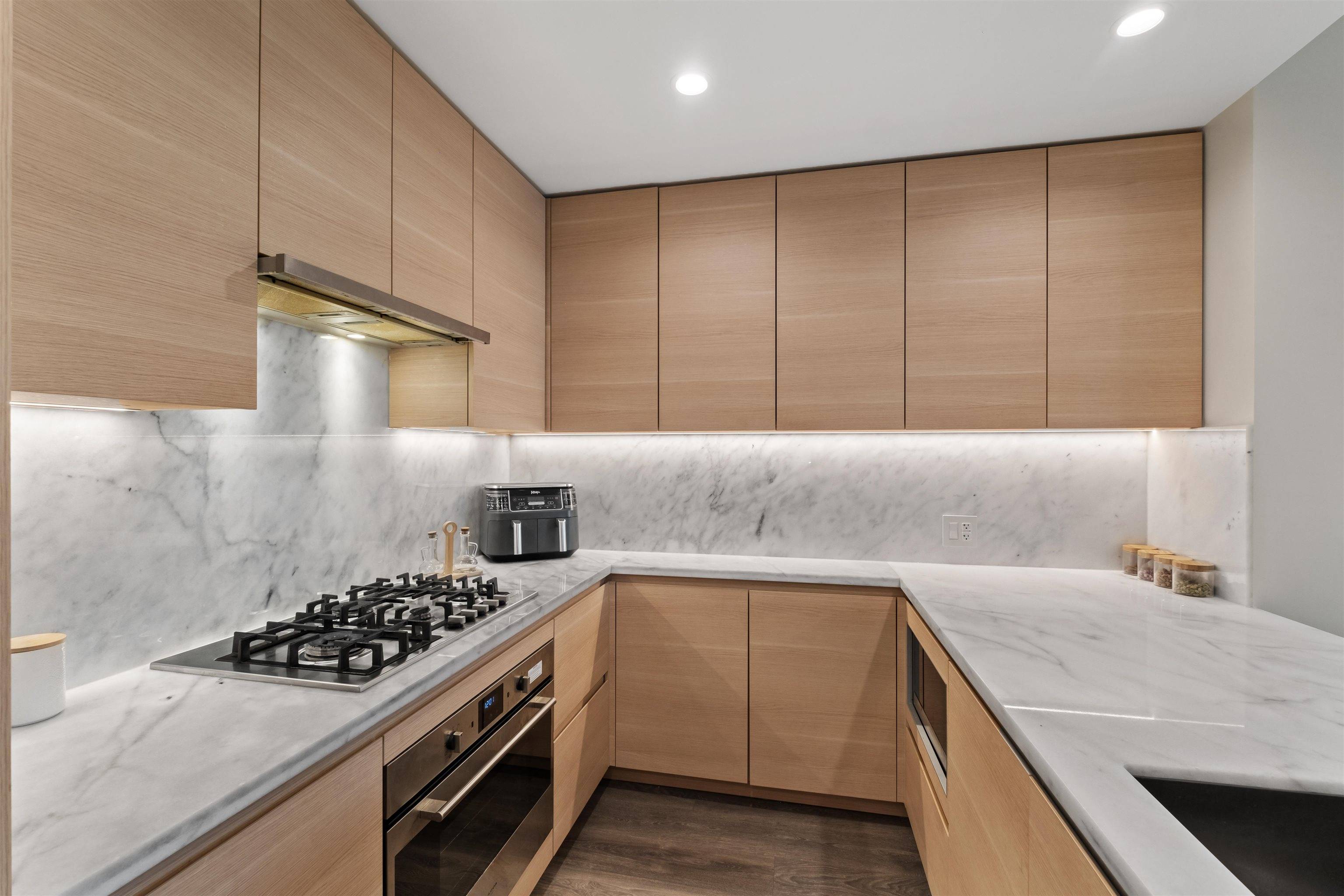 Port Moody, BC V3H 0M3,305 Morrissey RD #1601