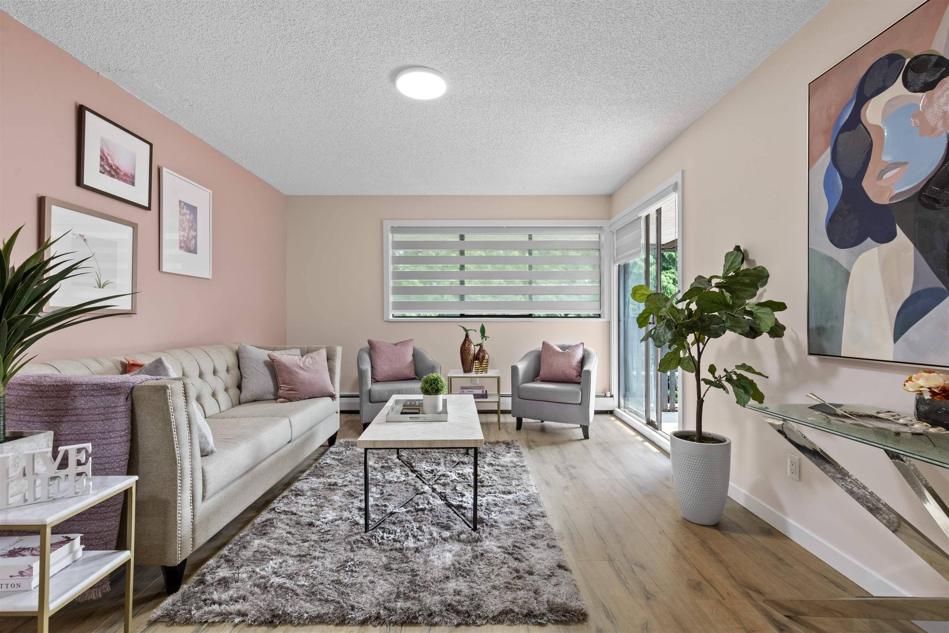 White Rock, BC V4B 5A7,1561 Vidal ST #308