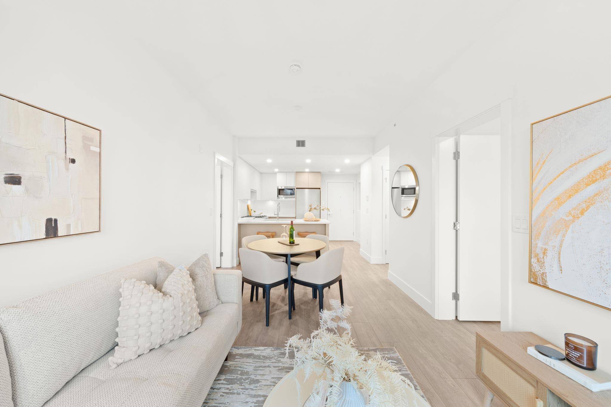 Burnaby, BC V5C 0P4,4788 Hastings ST #419