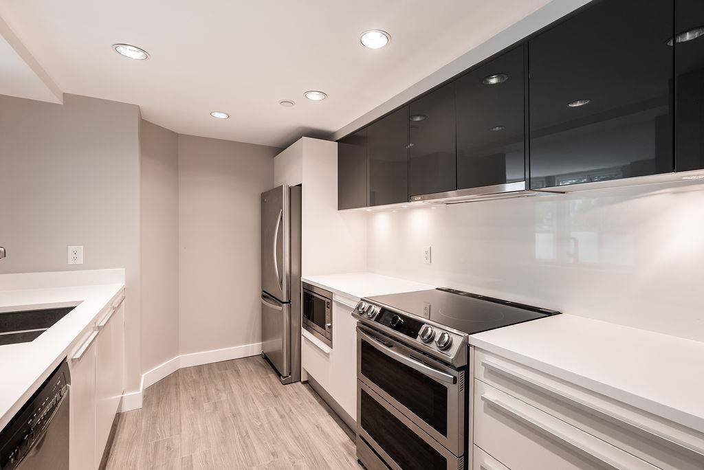 Vancouver, BC V6B 5T1,1323 Homer ST #202