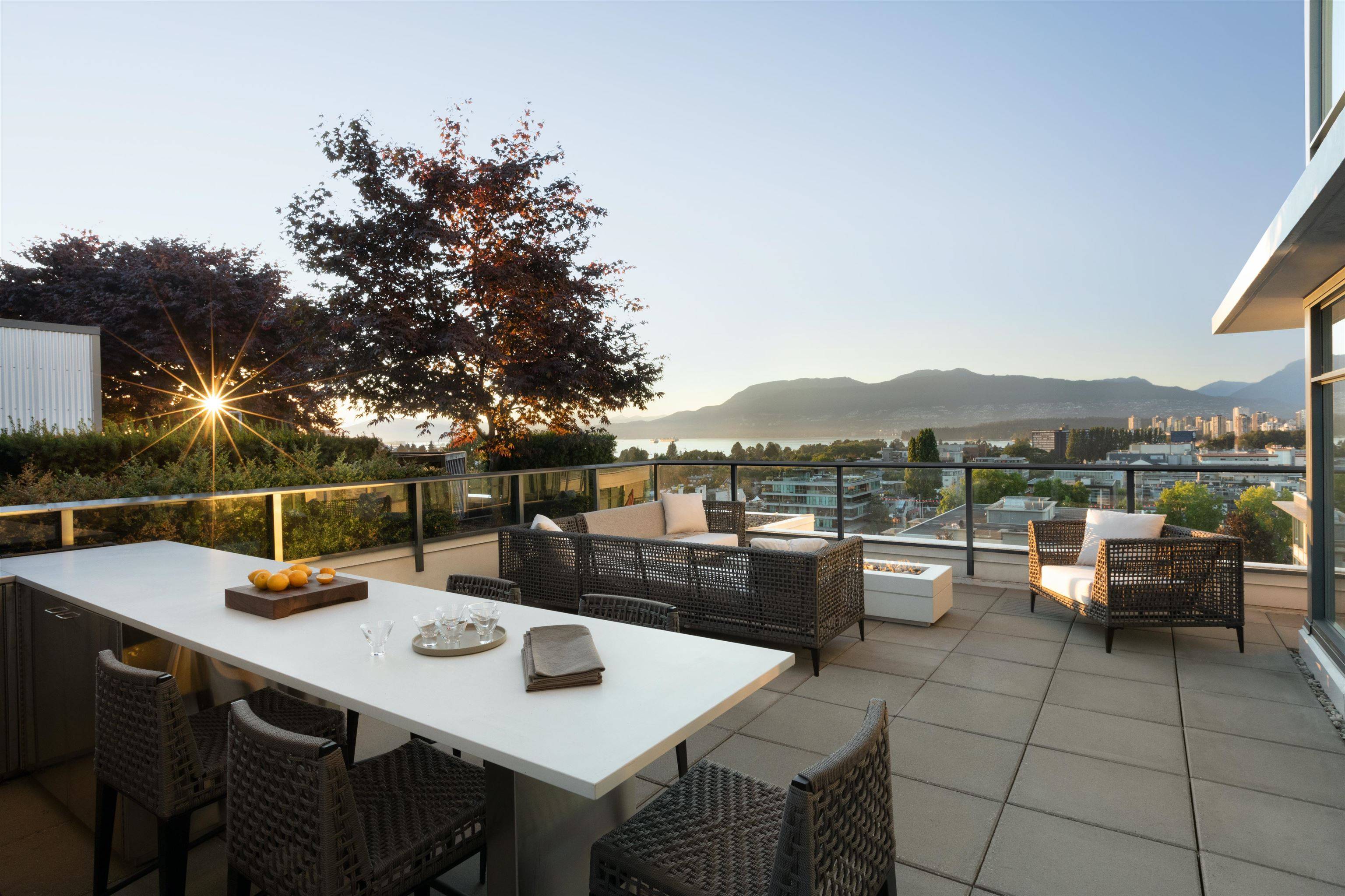 Vancouver, BC V6J 0E5,1777 W 7th AVE #SPH 907