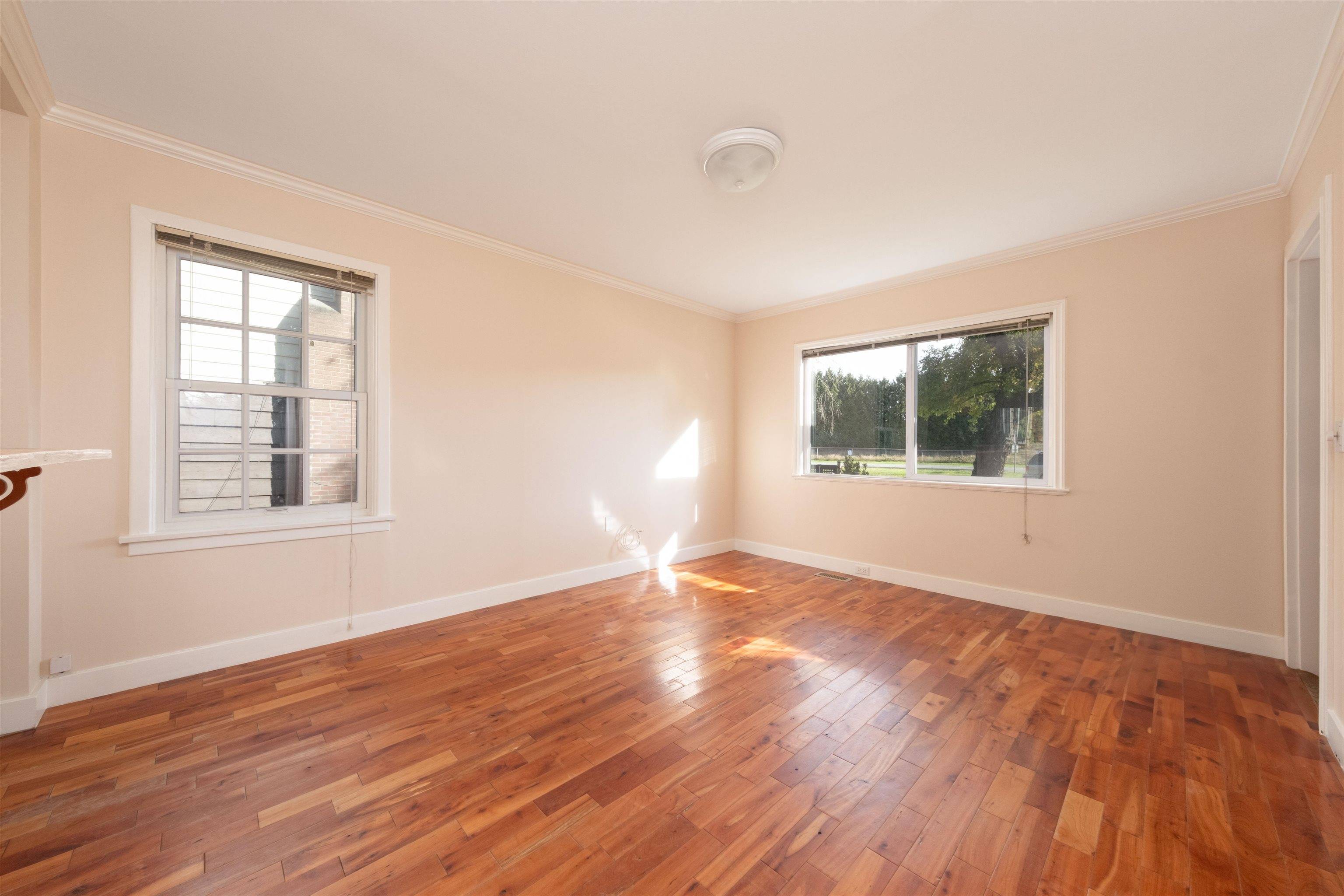 Richmond, BC V7B 1E3,3211 Catalina CRES