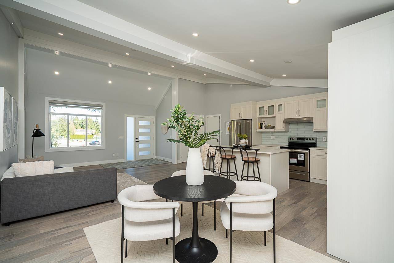 Surrey, BC V4A 4E3,1675 136 ST