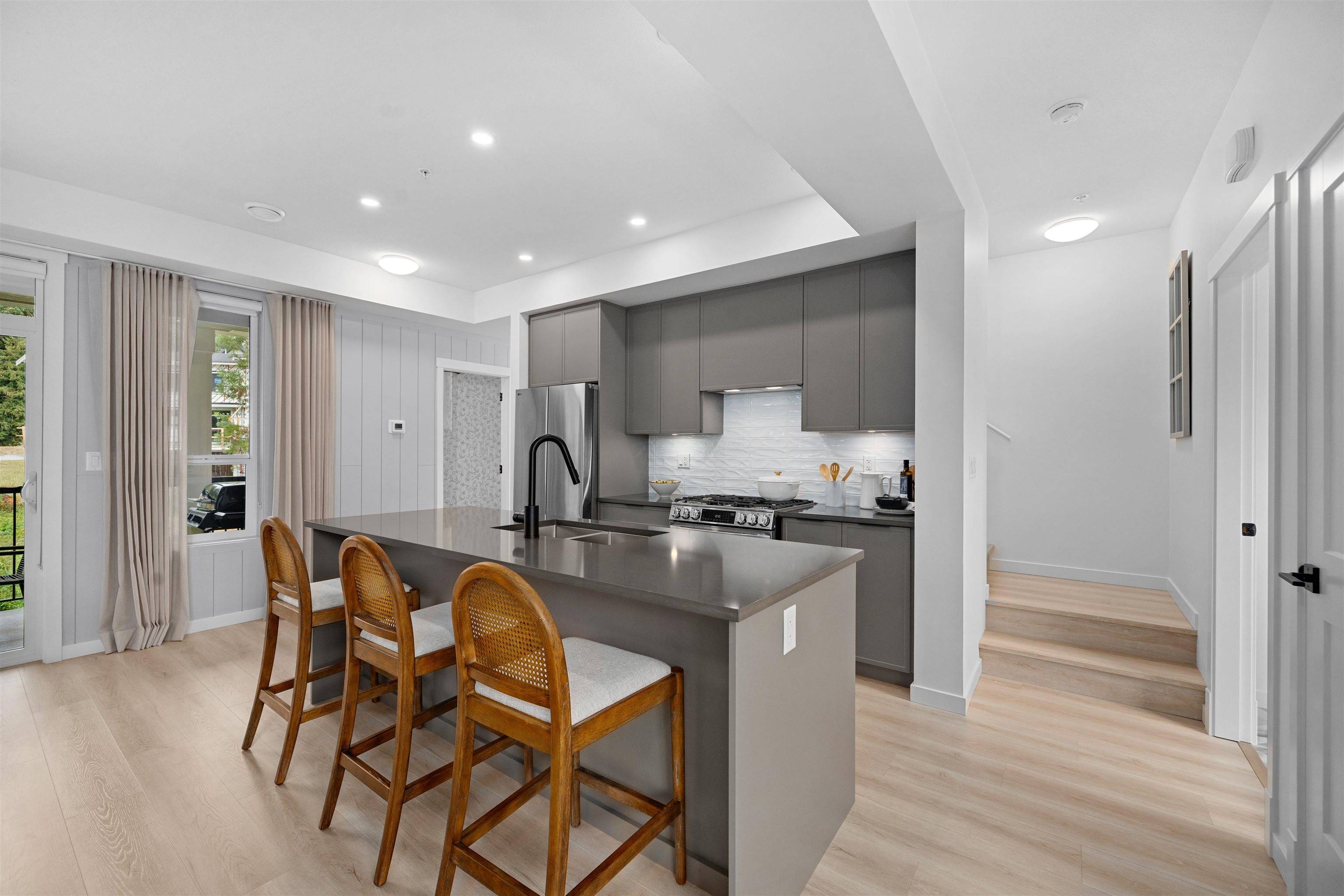 Maple Ridge, BC V0V 0V0,24951 112 AVE #95