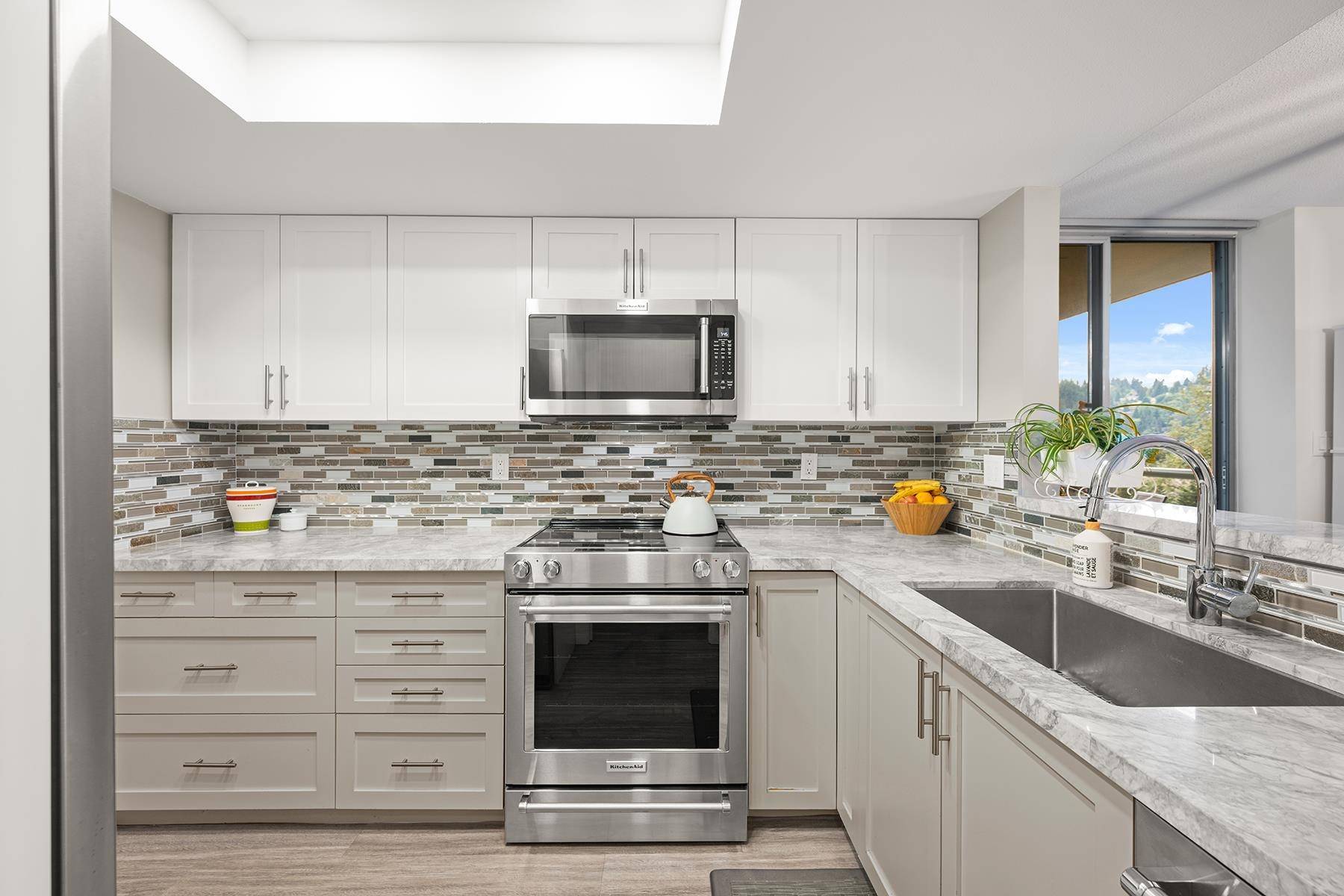 Port Moody, BC V3H 5B7,200 Newport DR #1004