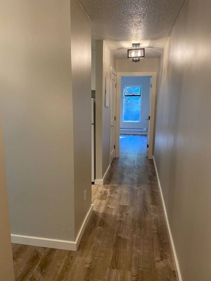 Port Moody, BC V3H 2K3,3008 Henry ST #206