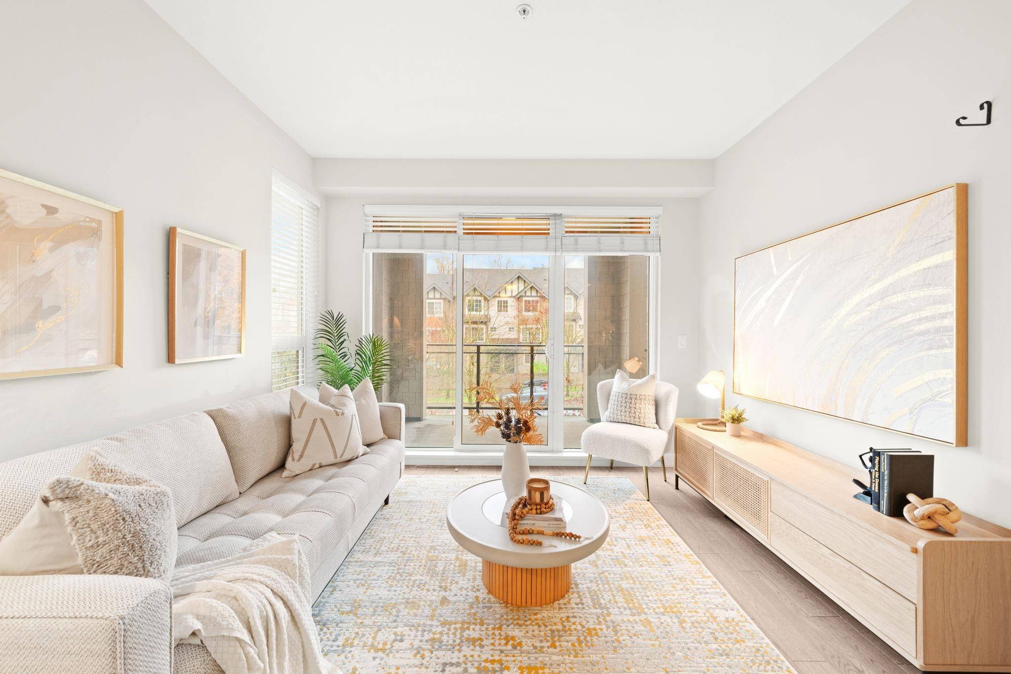 Burnaby, BC V3J 0G8,3399 Noel DR #312