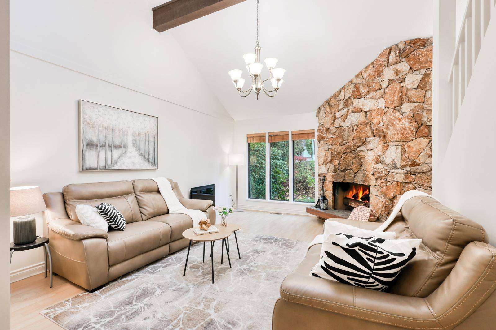 Coquitlam, BC V3E 1P1,1311 Charter Hill DR