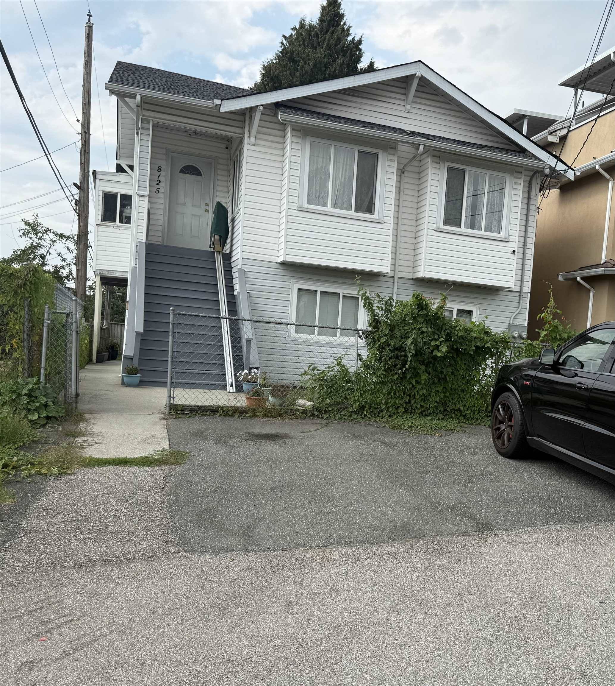 Vancouver, BC V5X 3S4,8125 St. George ST