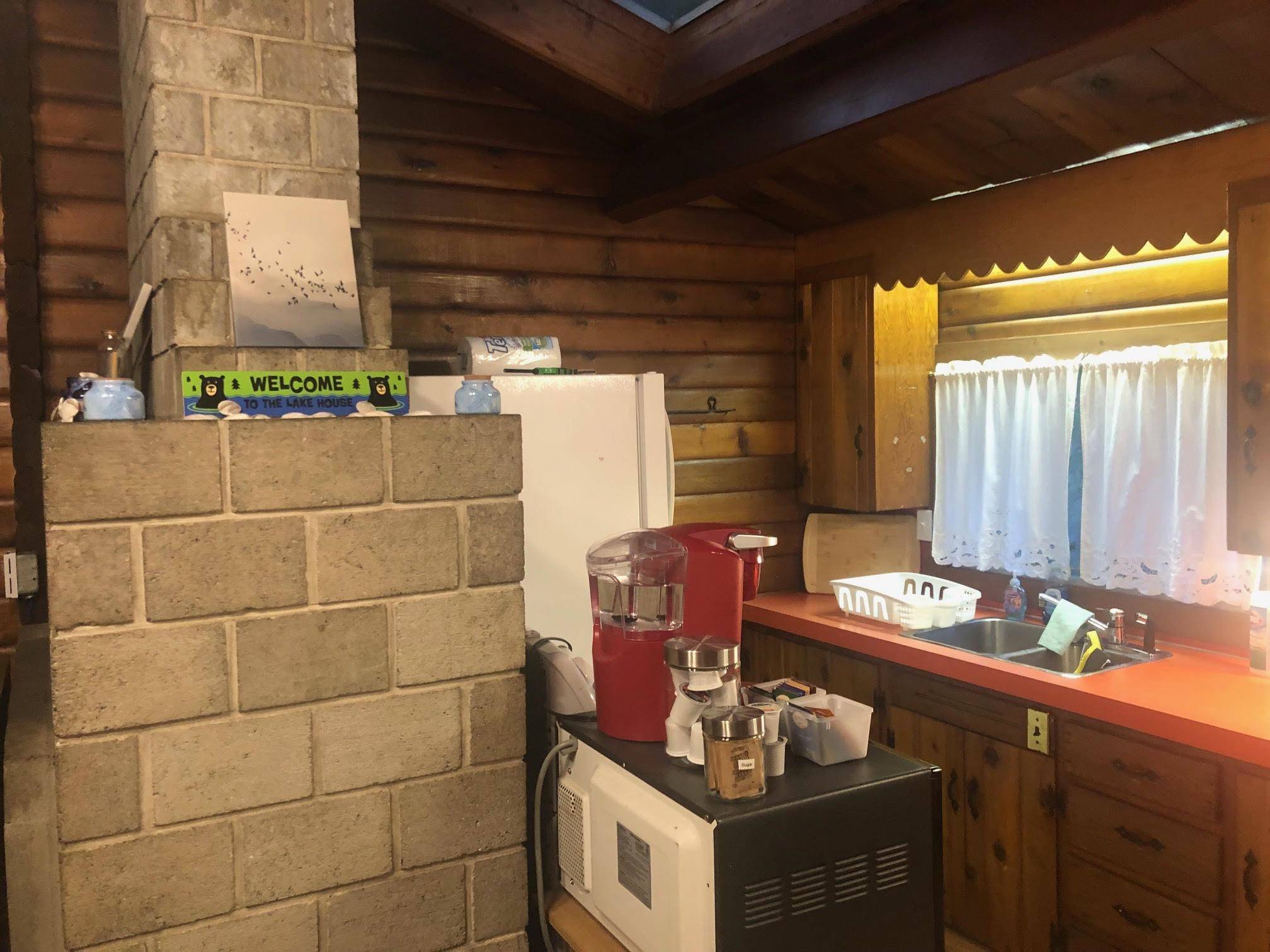 Hope, BC V0X 1L1,66615 Stephens RD