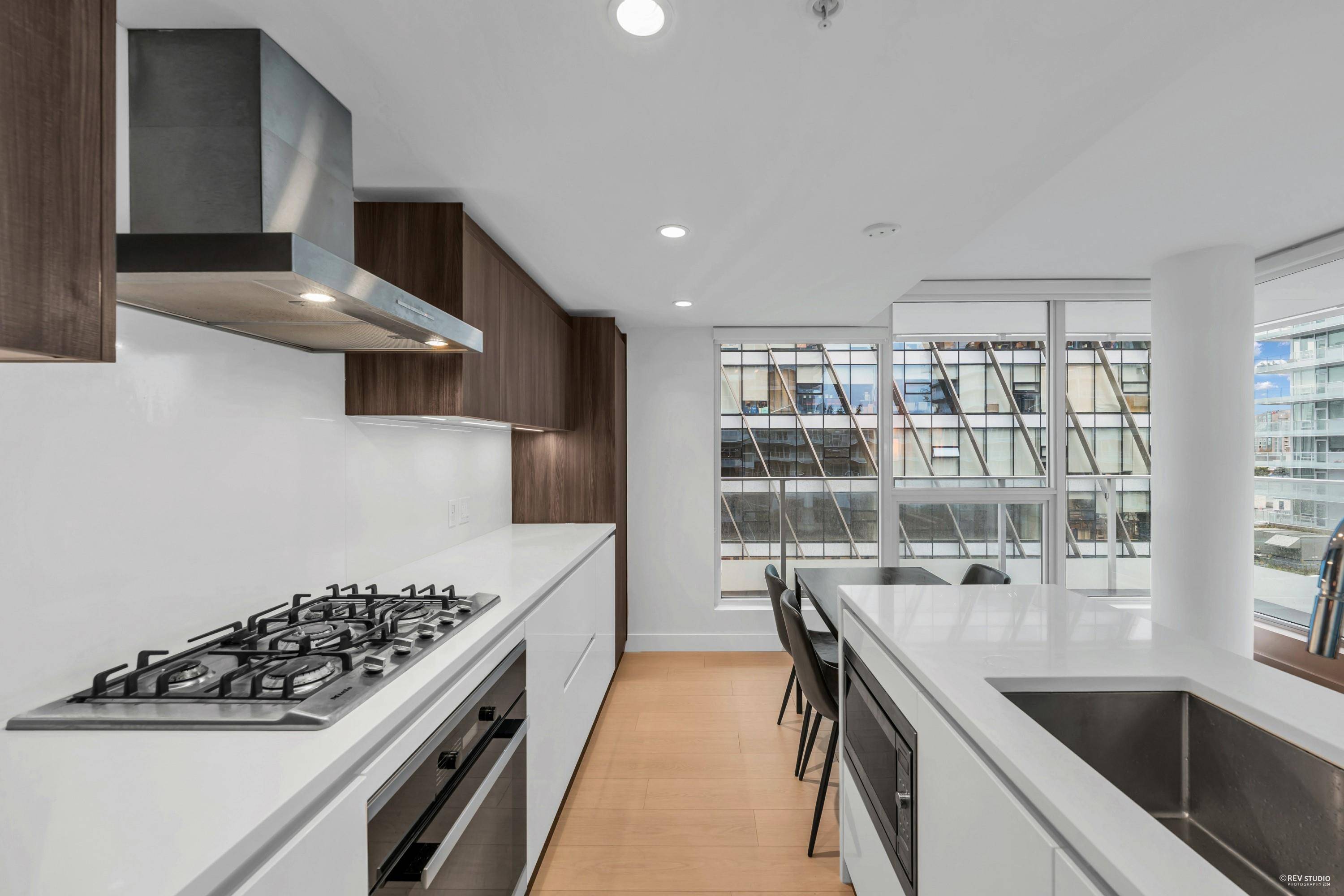 Richmond, BC V6Y 0L7,8133 Cook RD #740