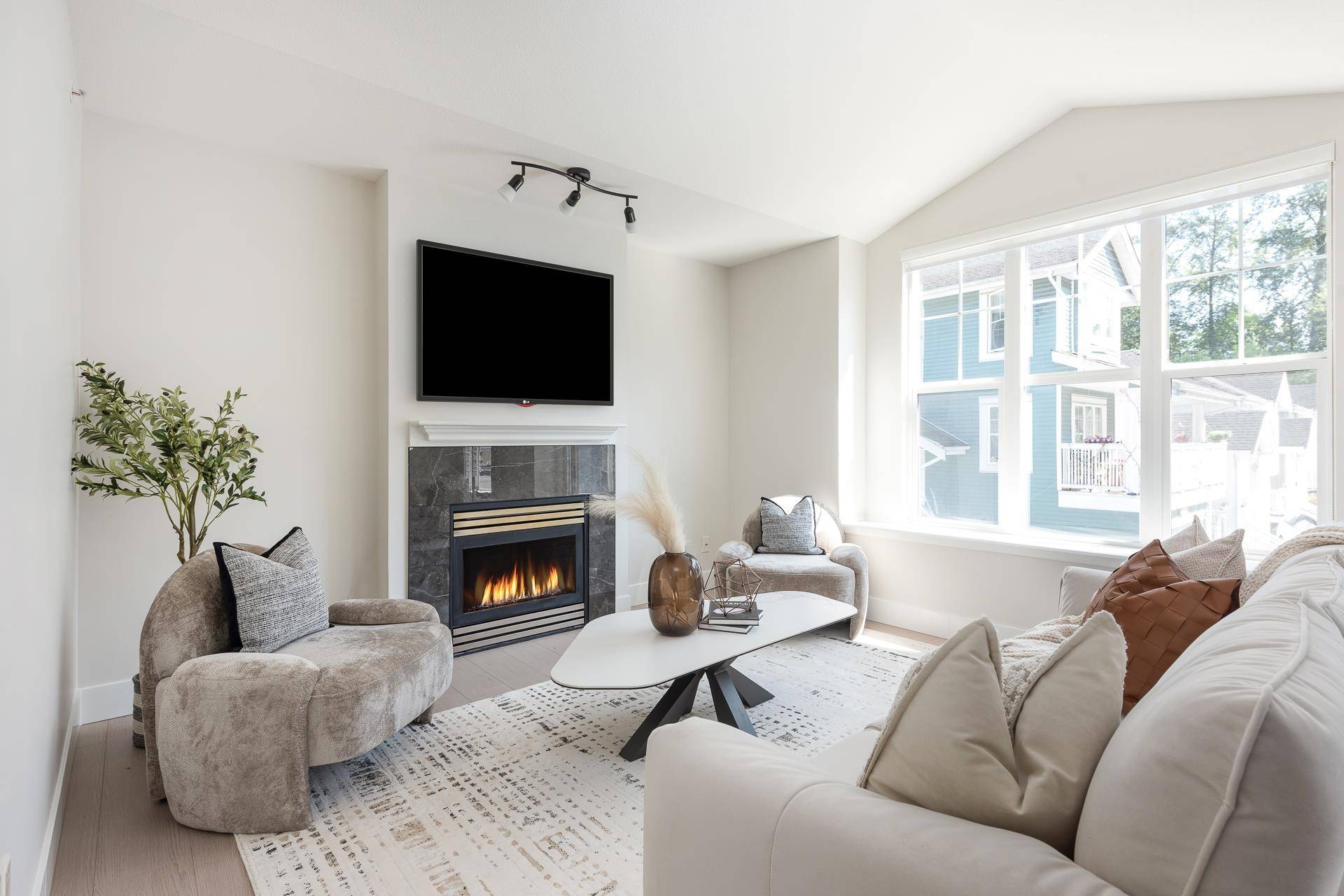 Coquitlam, BC V3C 6R1,3000 Riverbend DR #230