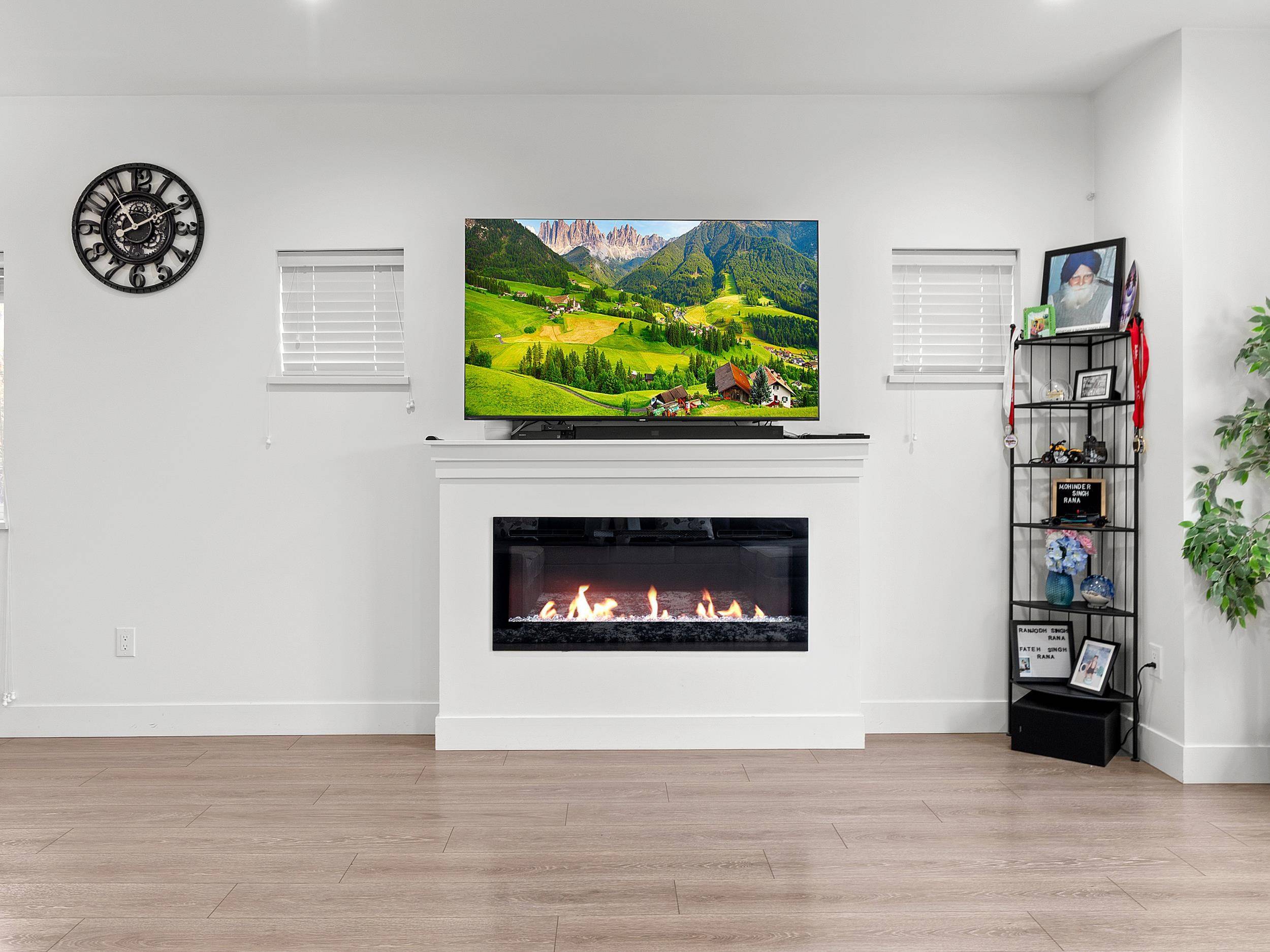 Surrey, BC V3X 0J9,14002 60a AVE