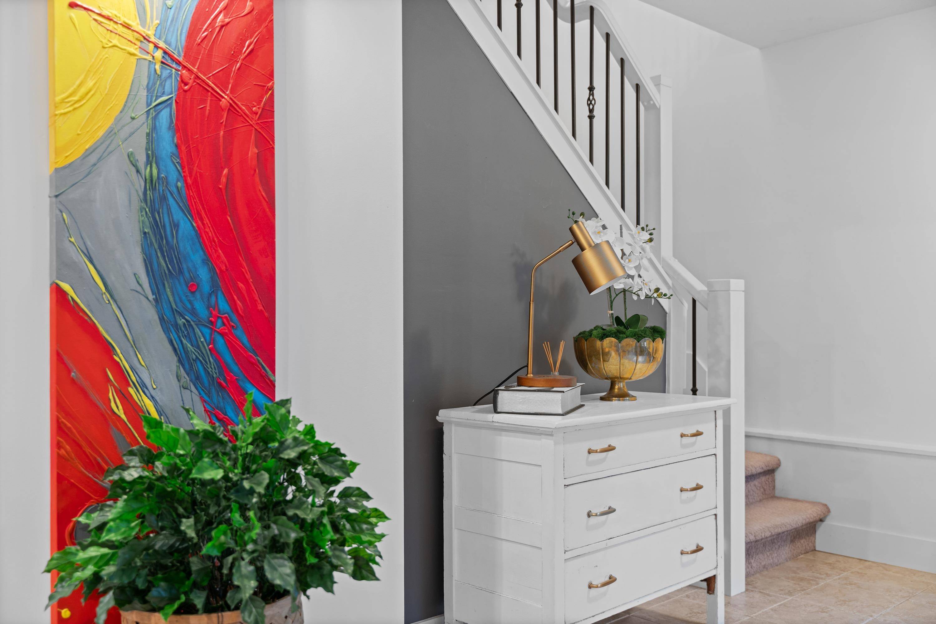 Surrey, BC V4A 5R7,12682 26 AVE