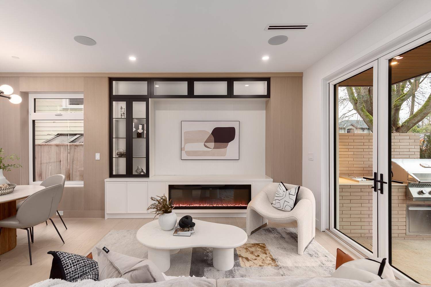 Vancouver, BC V6K 2T9,2976 W 13th AVE #2