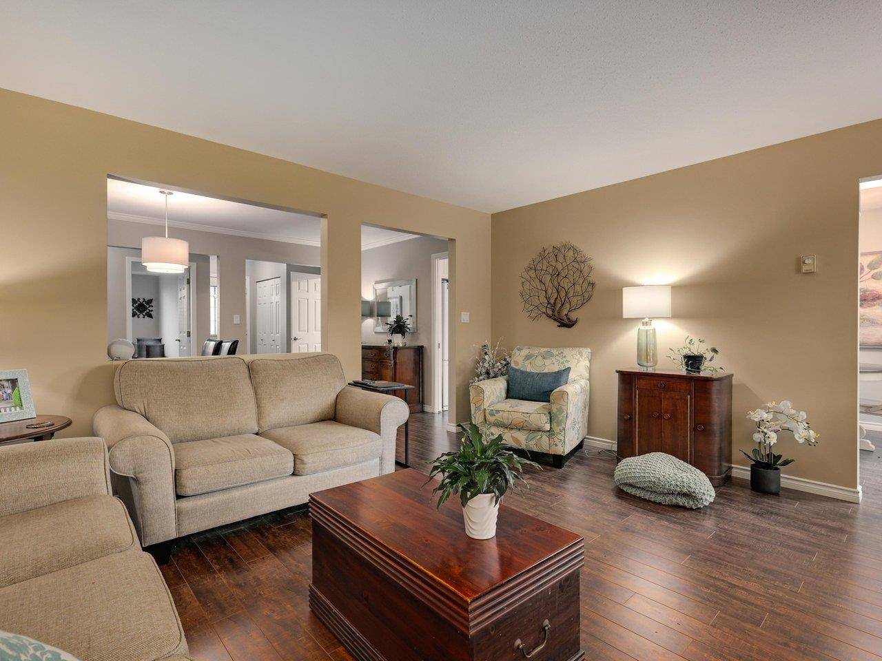 Delta, BC V4K 4W3,6380 48a AVE #12