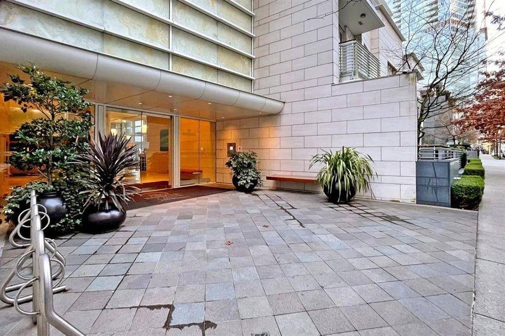 Vancouver, BC V6C 0A1,1139 W Cordova ST #1001