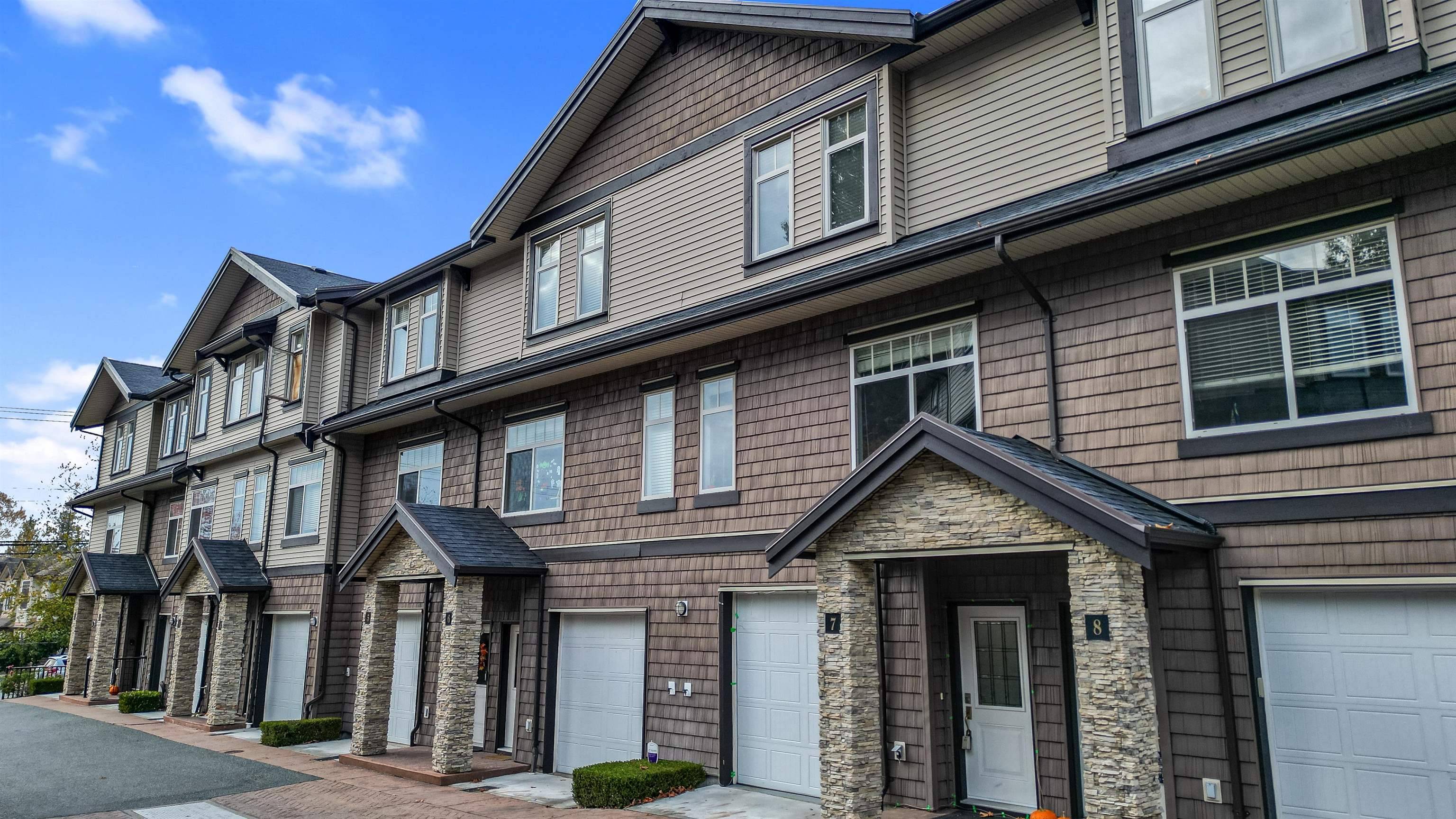 Aberdeen, BC V4X 0B2,2950 Lefeuvre RD #7