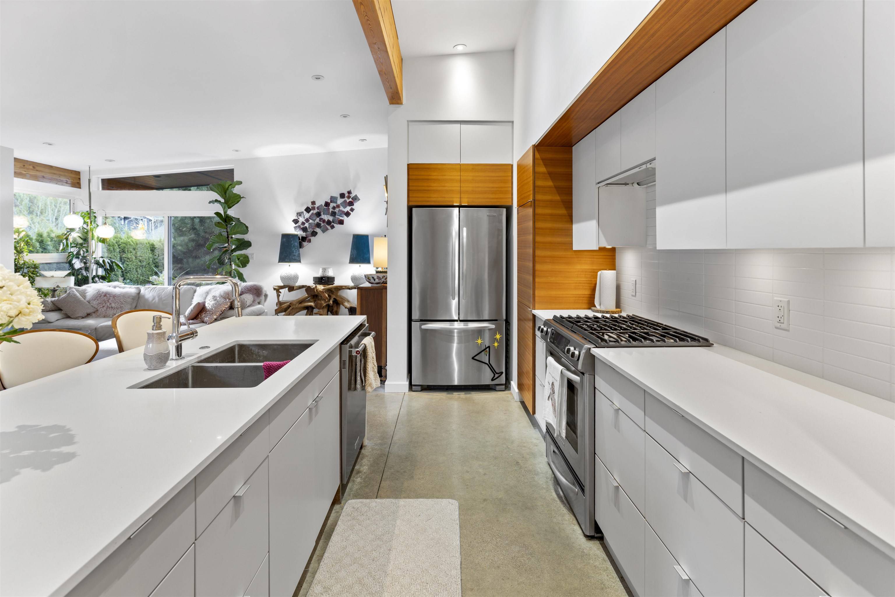 Squamish, BC V8B 0P2,1023 Jay CRES