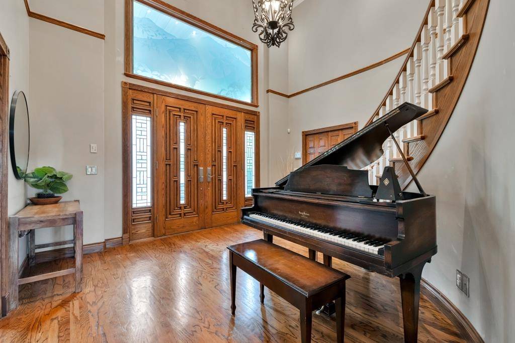 Surrey, BC V3X 3H7,12256 57 AVE