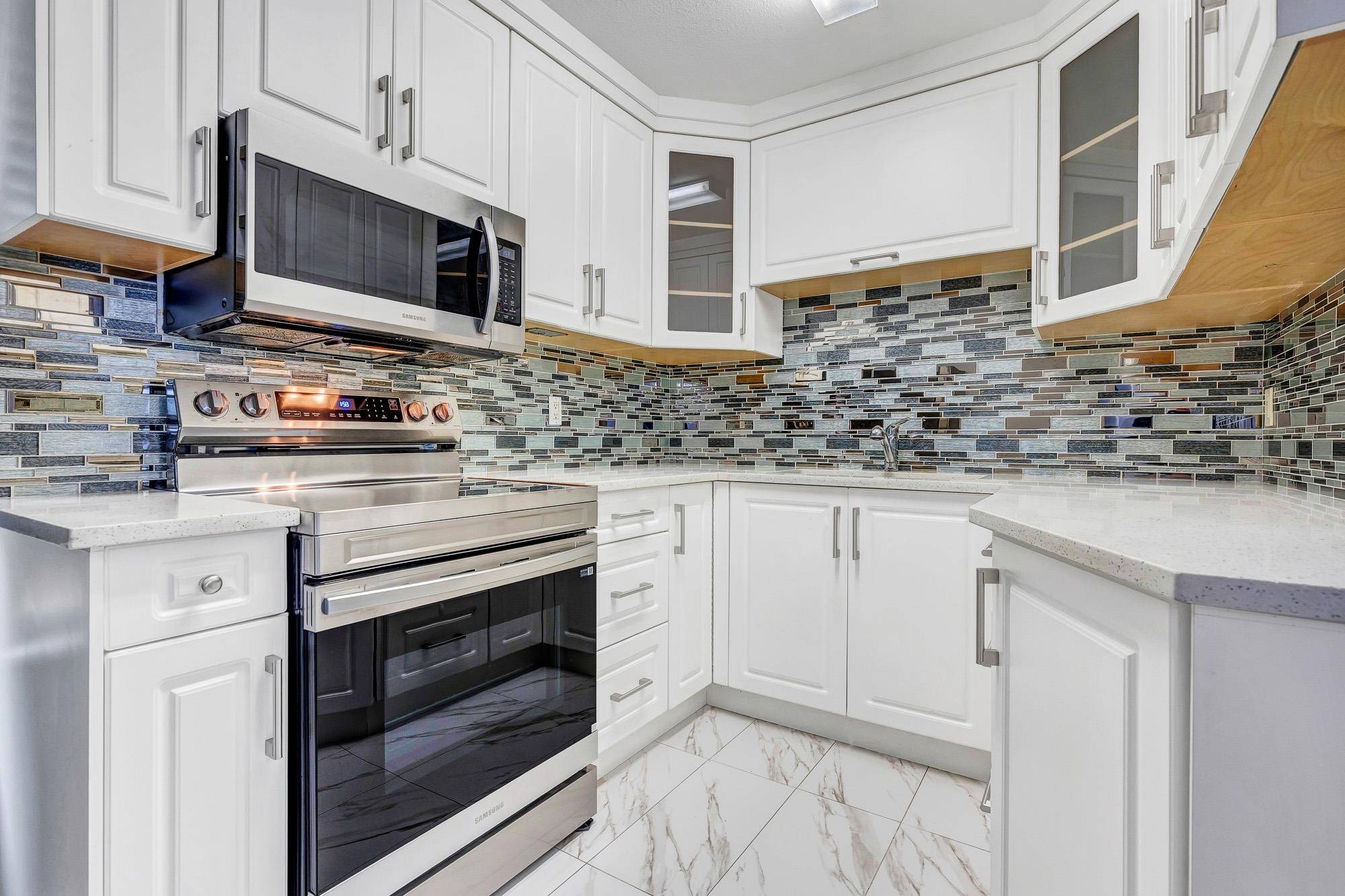 Abbotsford, BC V2T 3R4,3075 Trethewey ST #35