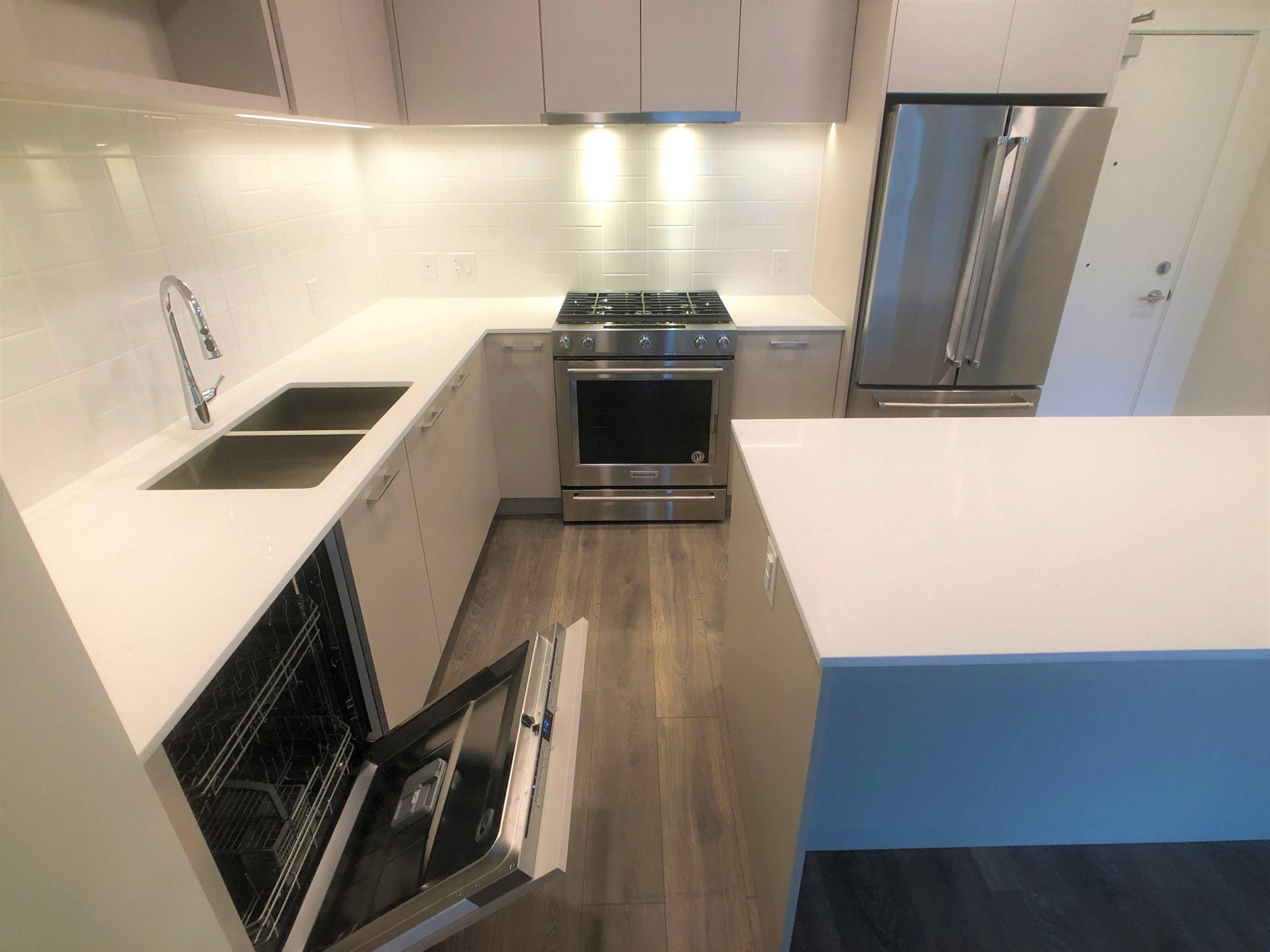 Coquitlam, BC V3J 0L4,721 Anskar CT #107