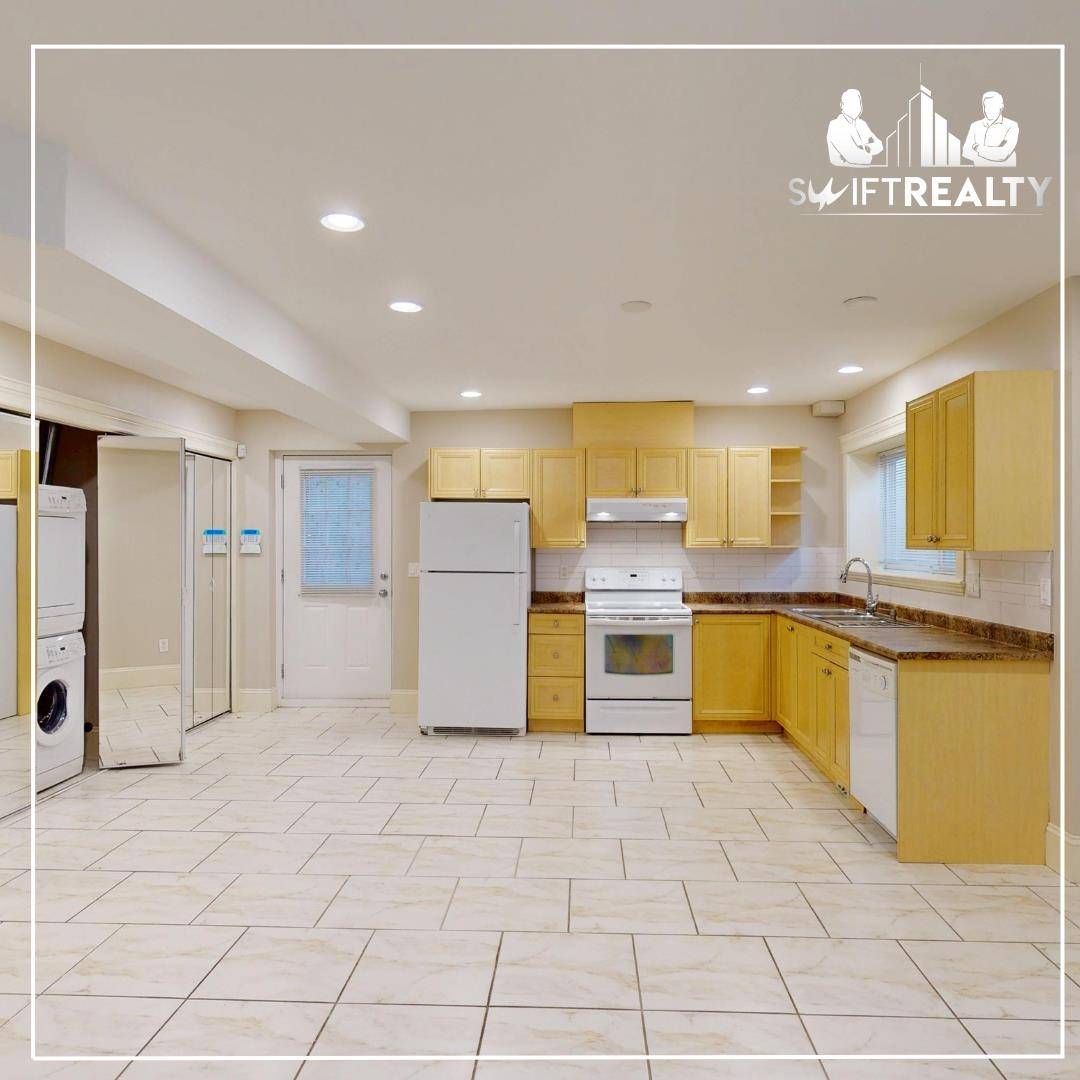 North Vancouver, BC V7R 2J7,843 Canyon BLVD #BSMT