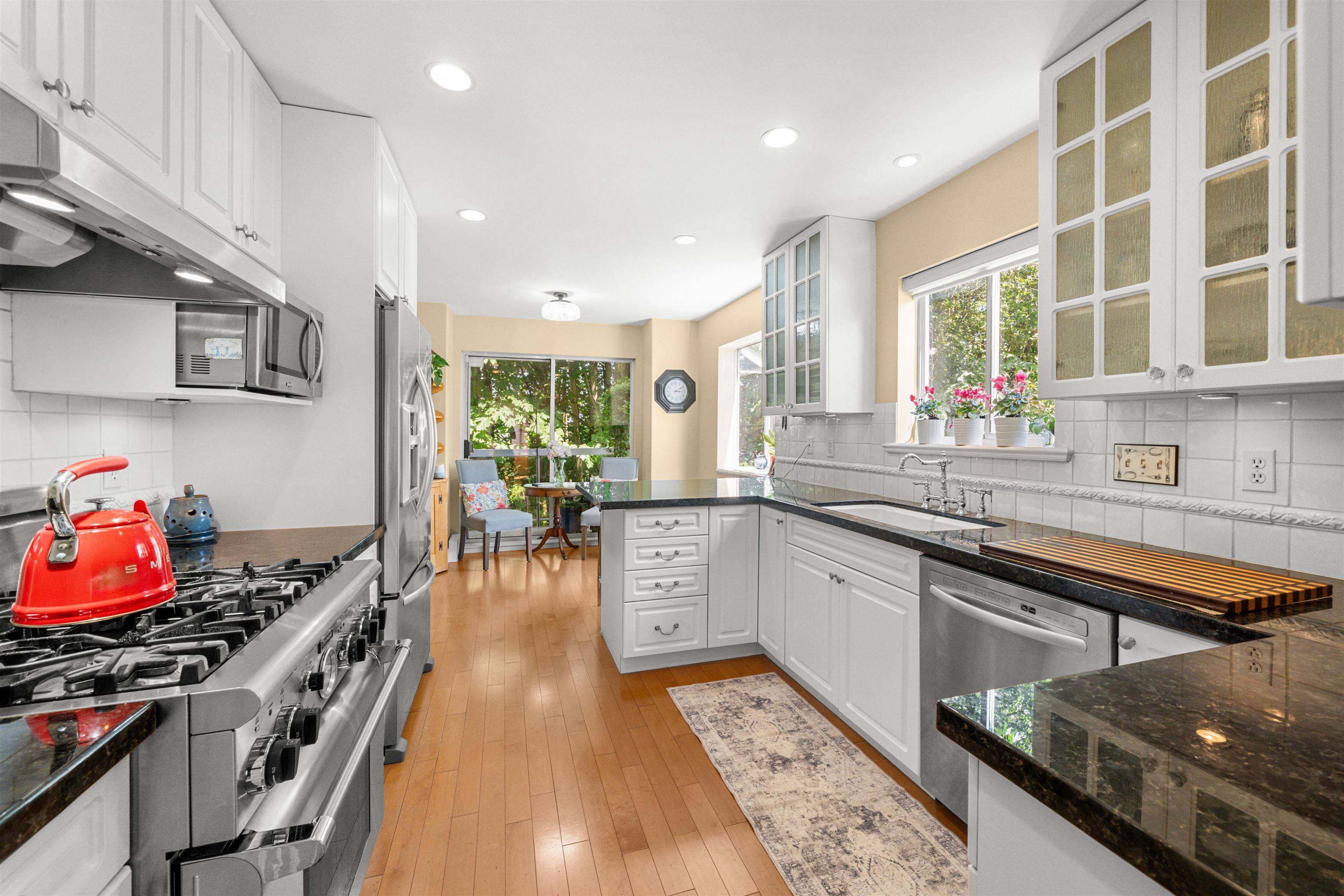 New Westminster, BC V3L 5R6,72 Jamieson CT #22