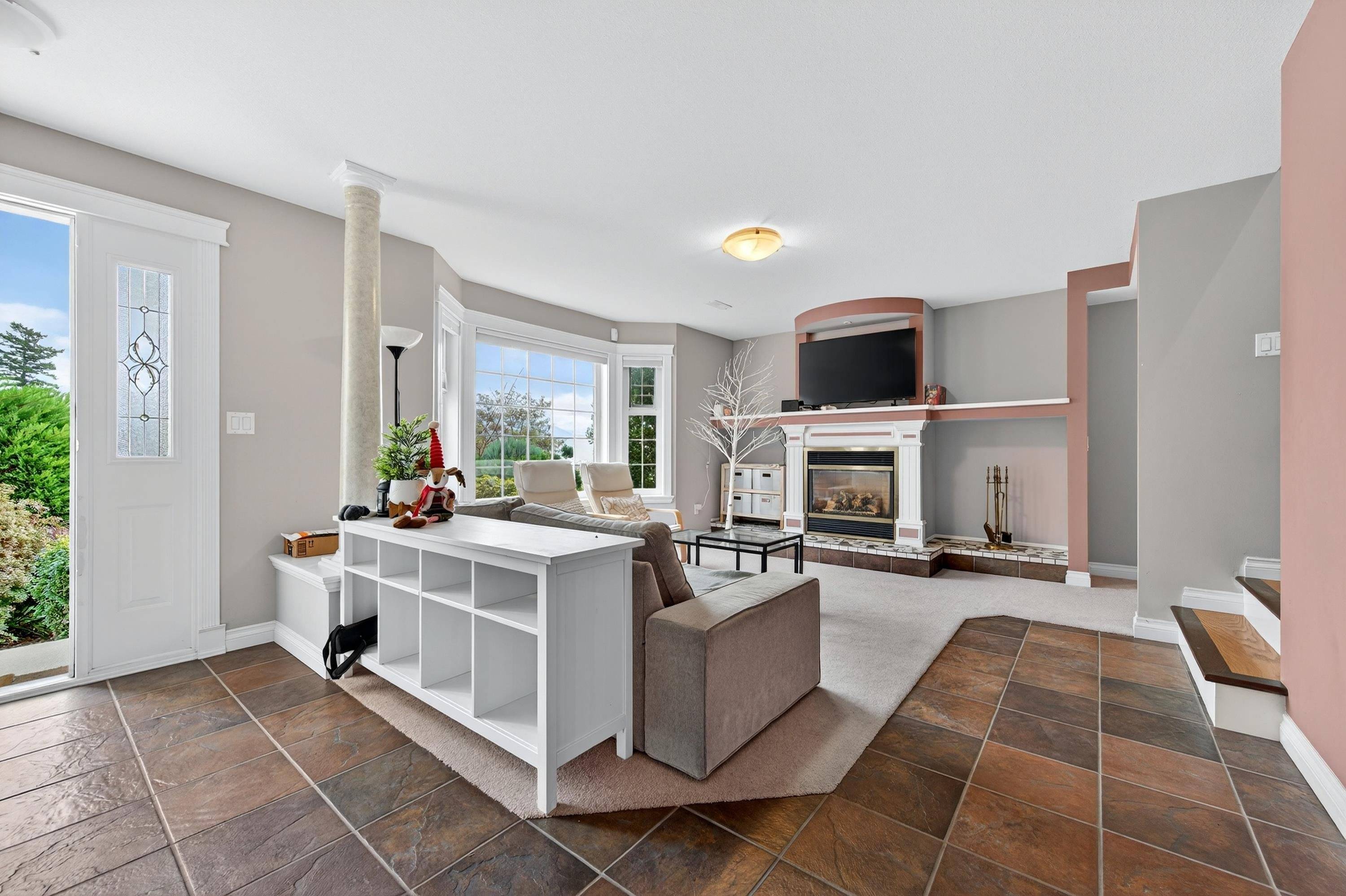 Abbotsford, BC V3G 2W7,36010 Spyglass CT