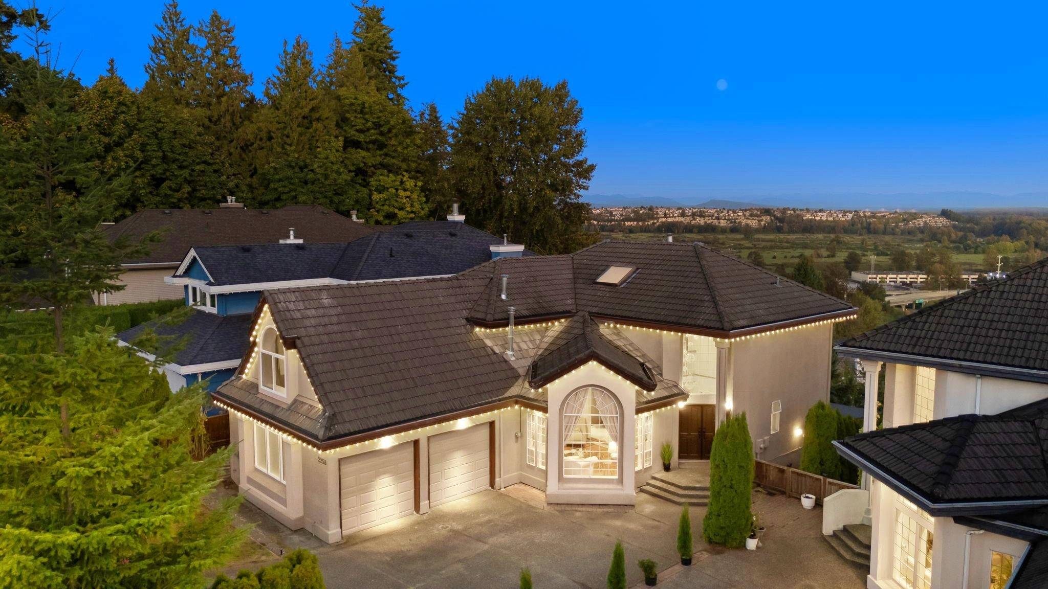 Coquitlam, BC V3K 6P4,2258 Sorrento DR