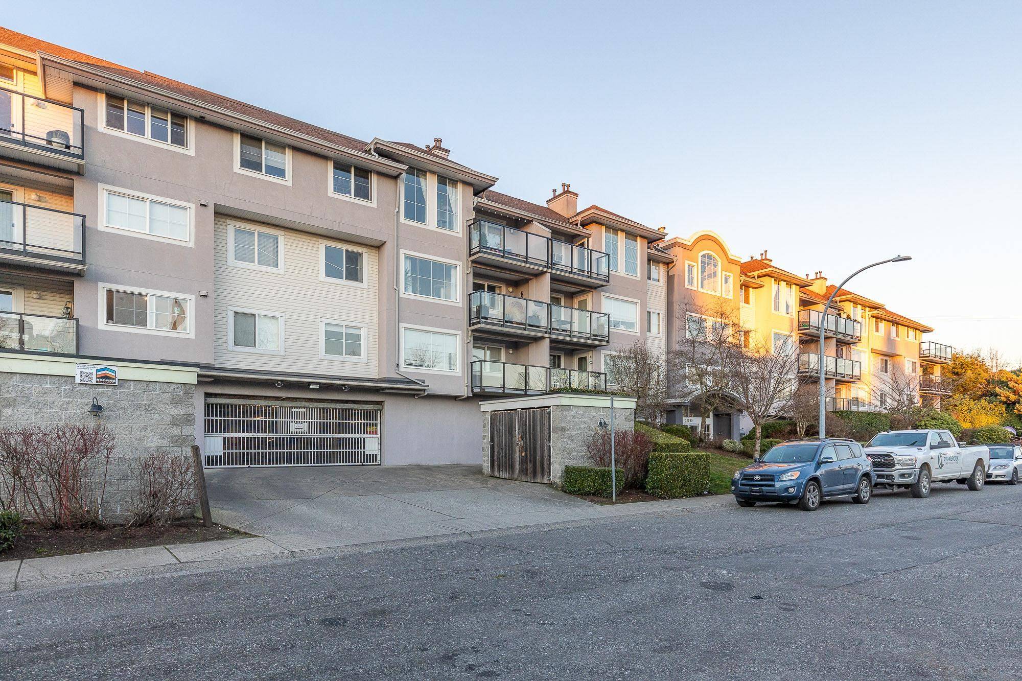 Mission, BC V2V 6J3,33599 2 AVE #211