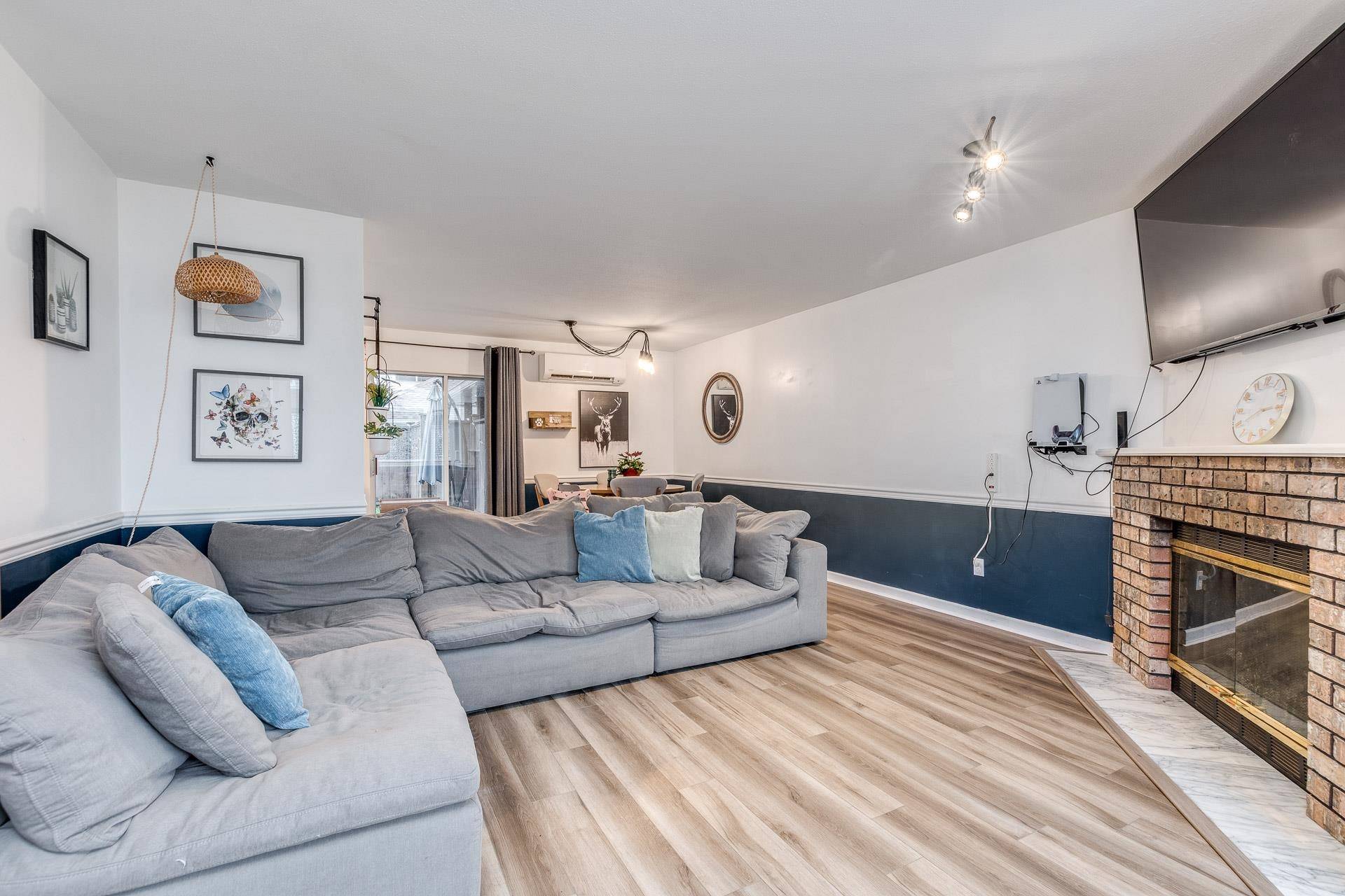 Maple Ridge, BC V2X 0A5,20699 120b AVE #16