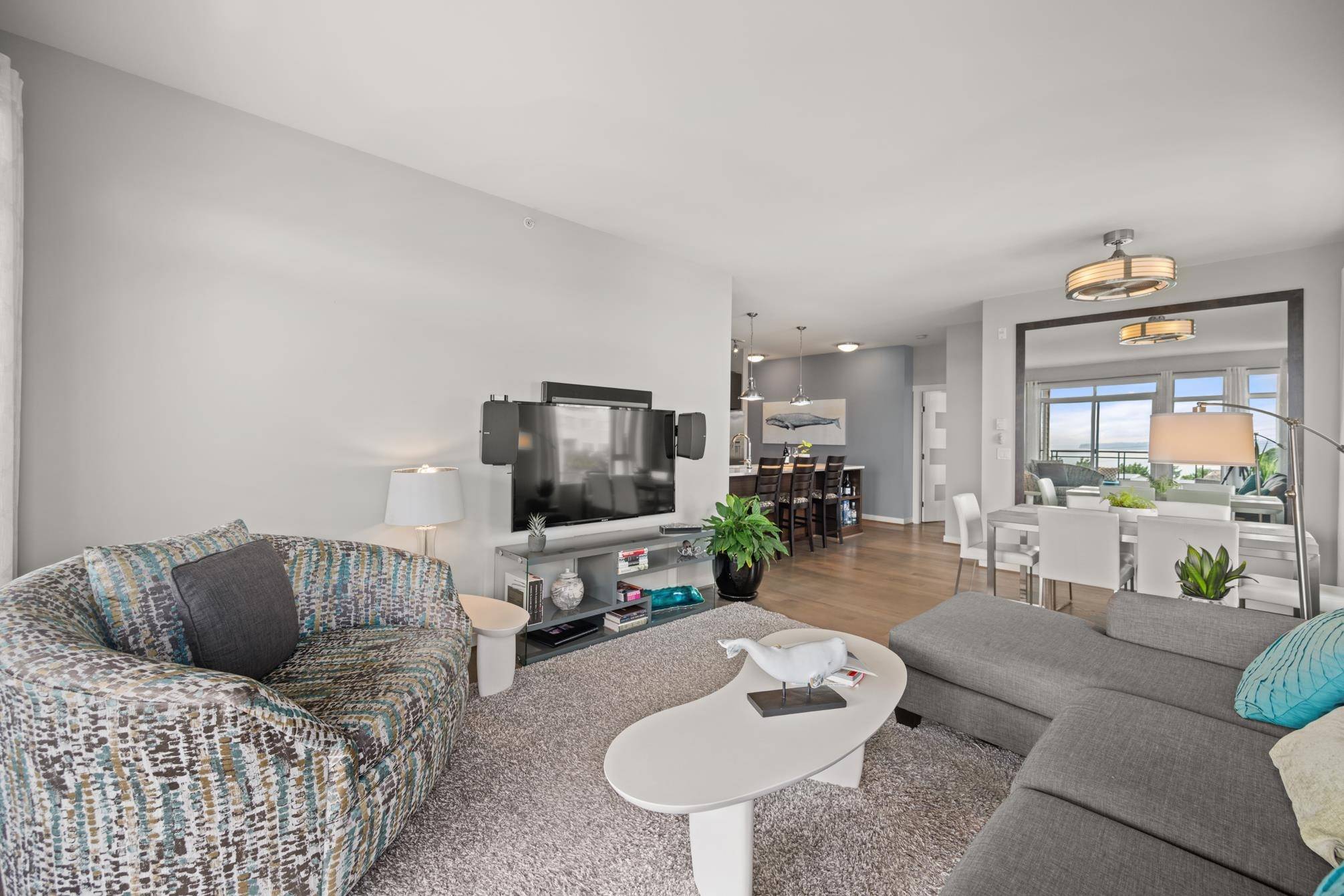 White Rock, BC V4B 3Y2,1333 Winter ST #PH2