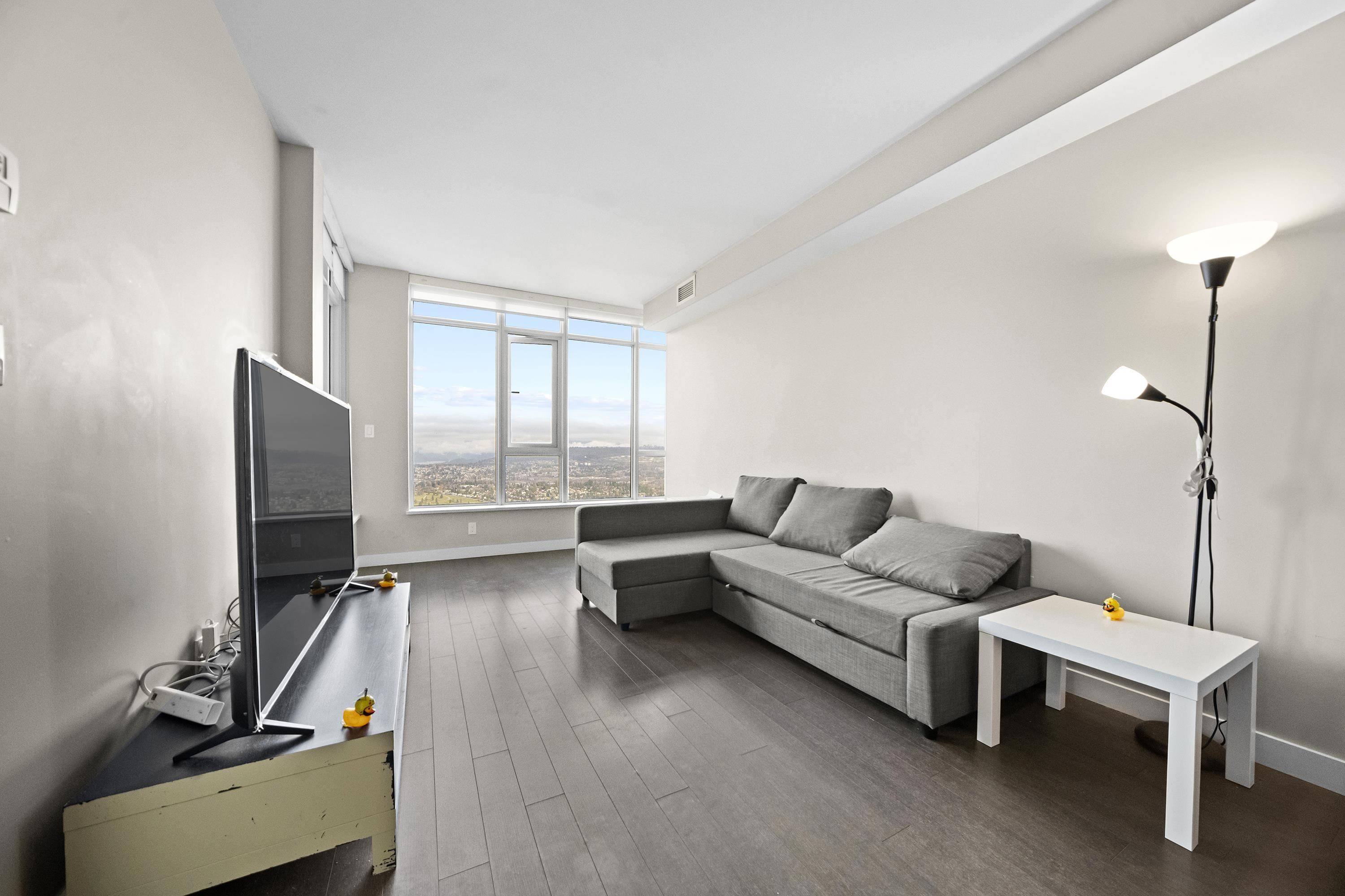 Burnaby, BC V5H 0E4,4508 Hazel ST #3808