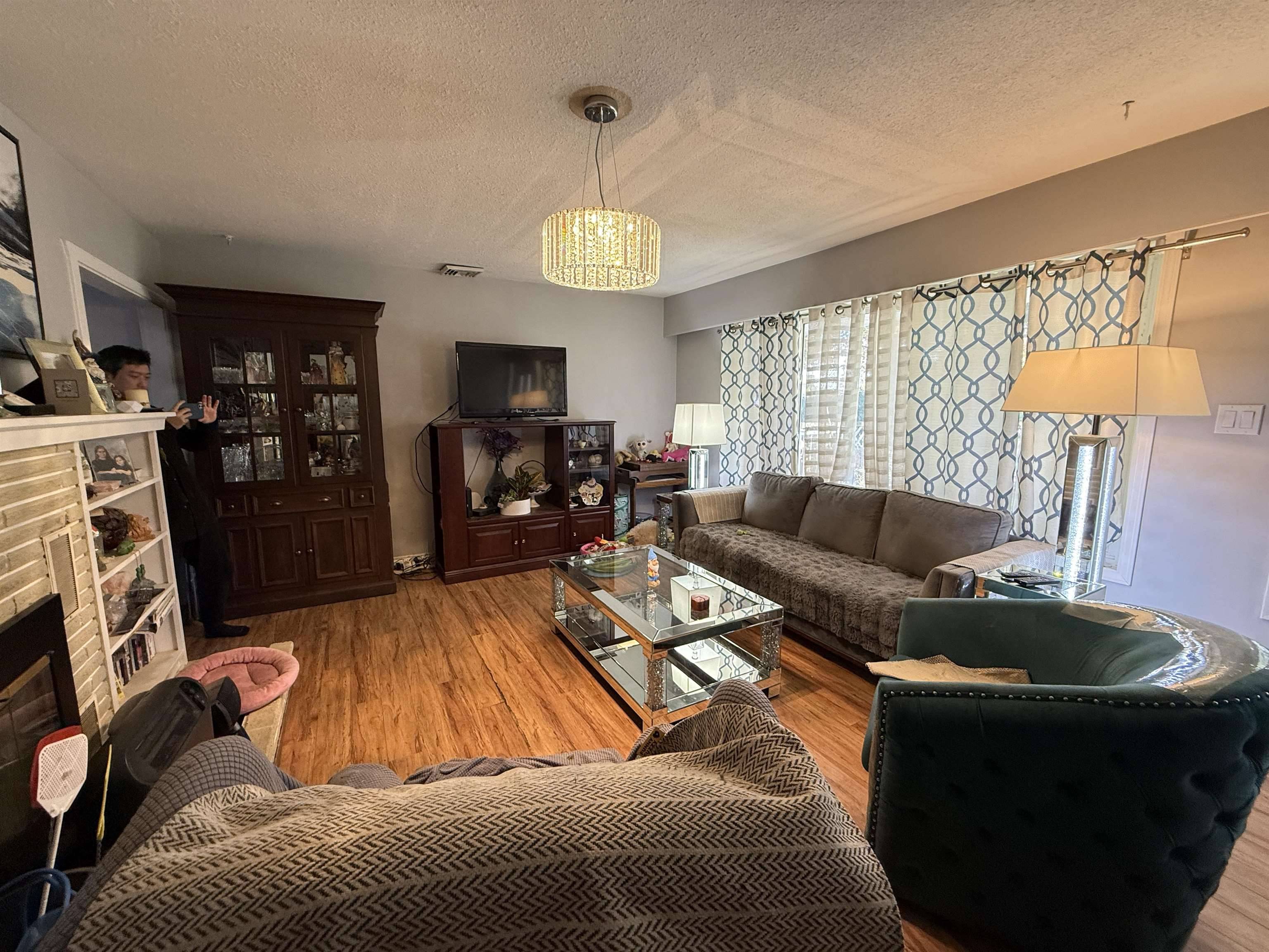 Maple Ridge, BC V2X 5W4,12129 222 ST