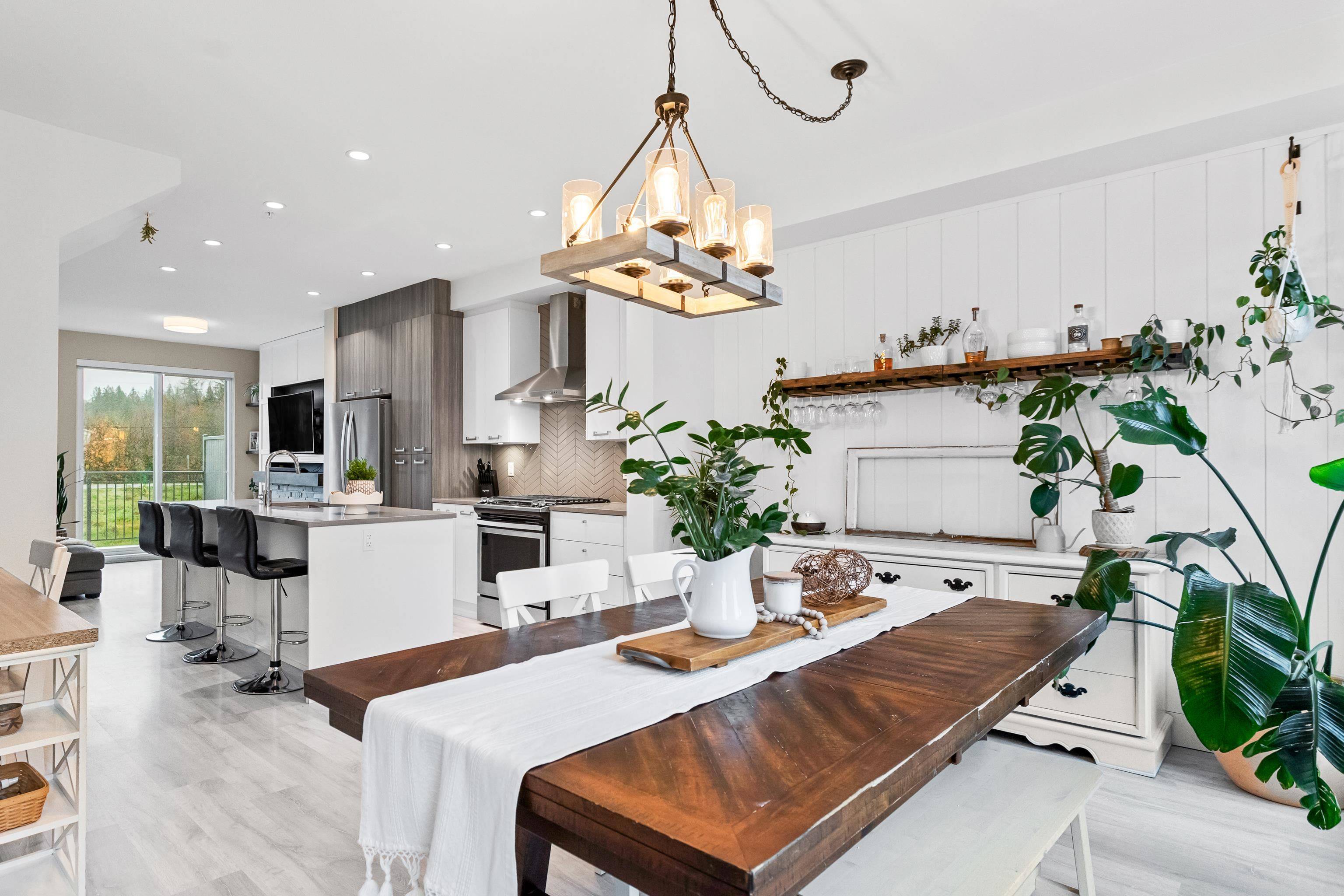 Maple Ridge, BC V2W 0K2,24076 112 AVE #89