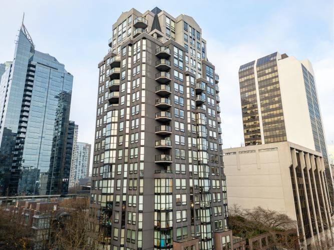 Vancouver, BC V6Z 1B1,811 Helmcken ST #1505