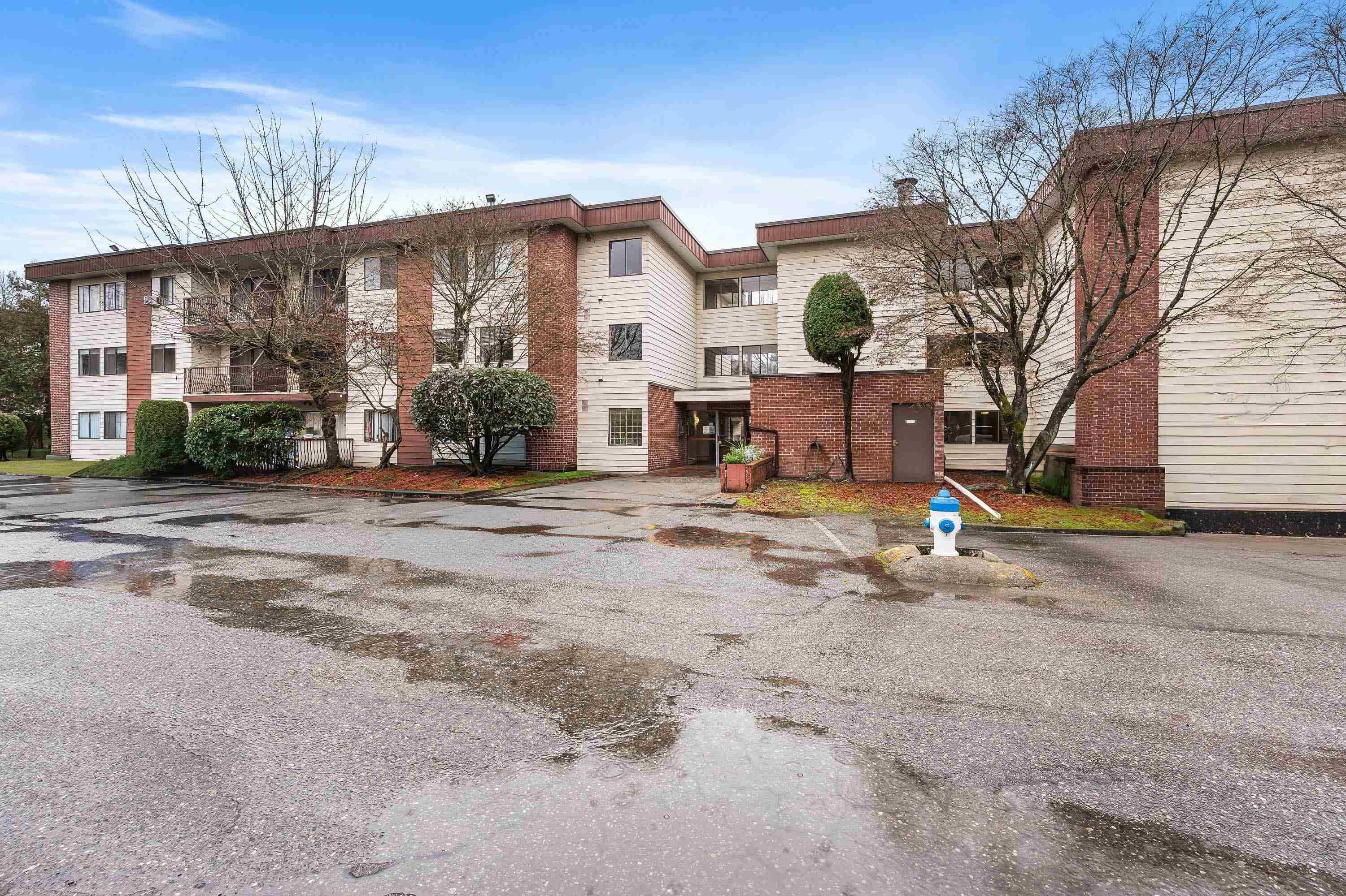 Abbotsford, BC V2S 5B6,1909 Salton RD #B209