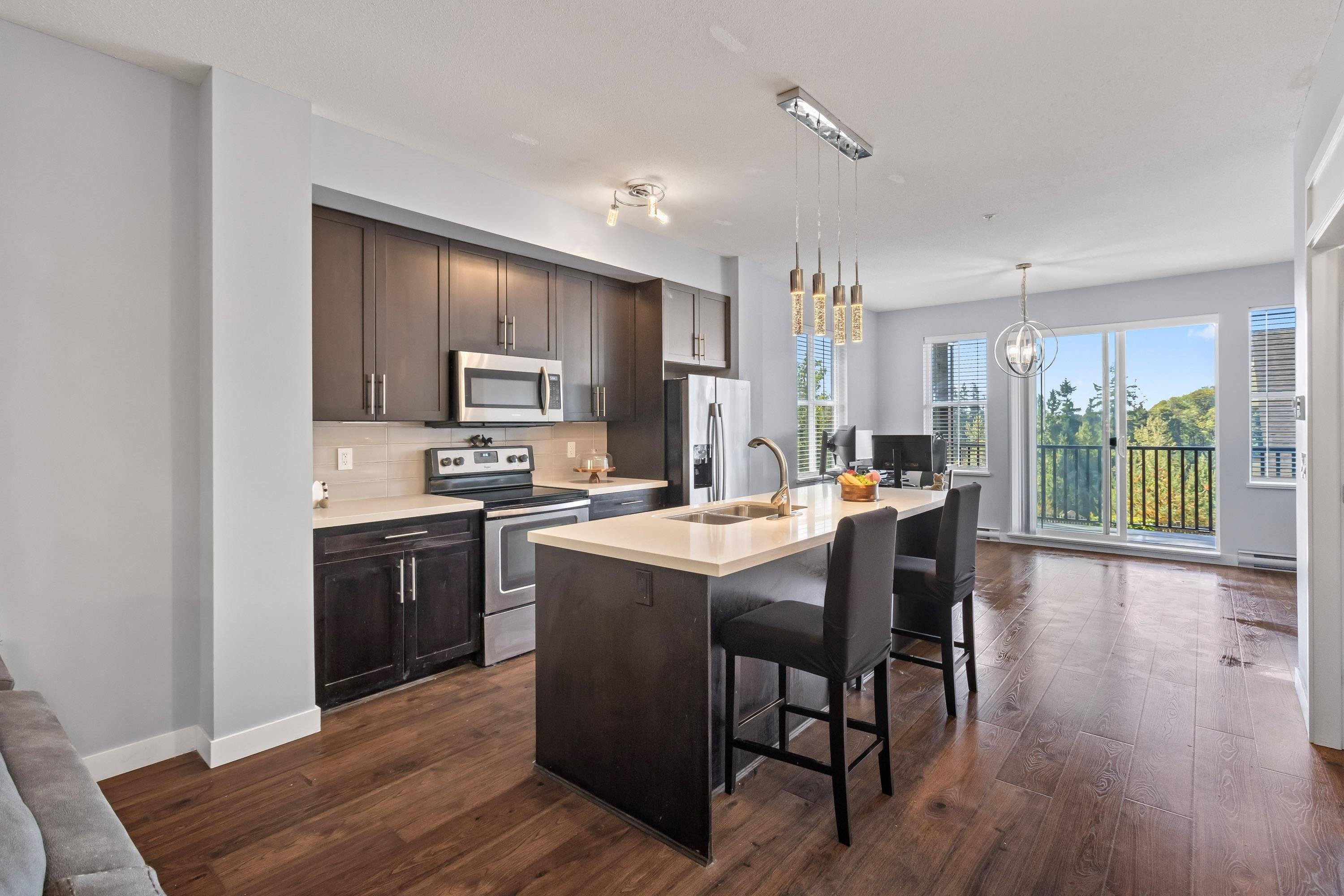 Maple Ridge, BC V2W 0G5,11176 Gilker Hill RD #16