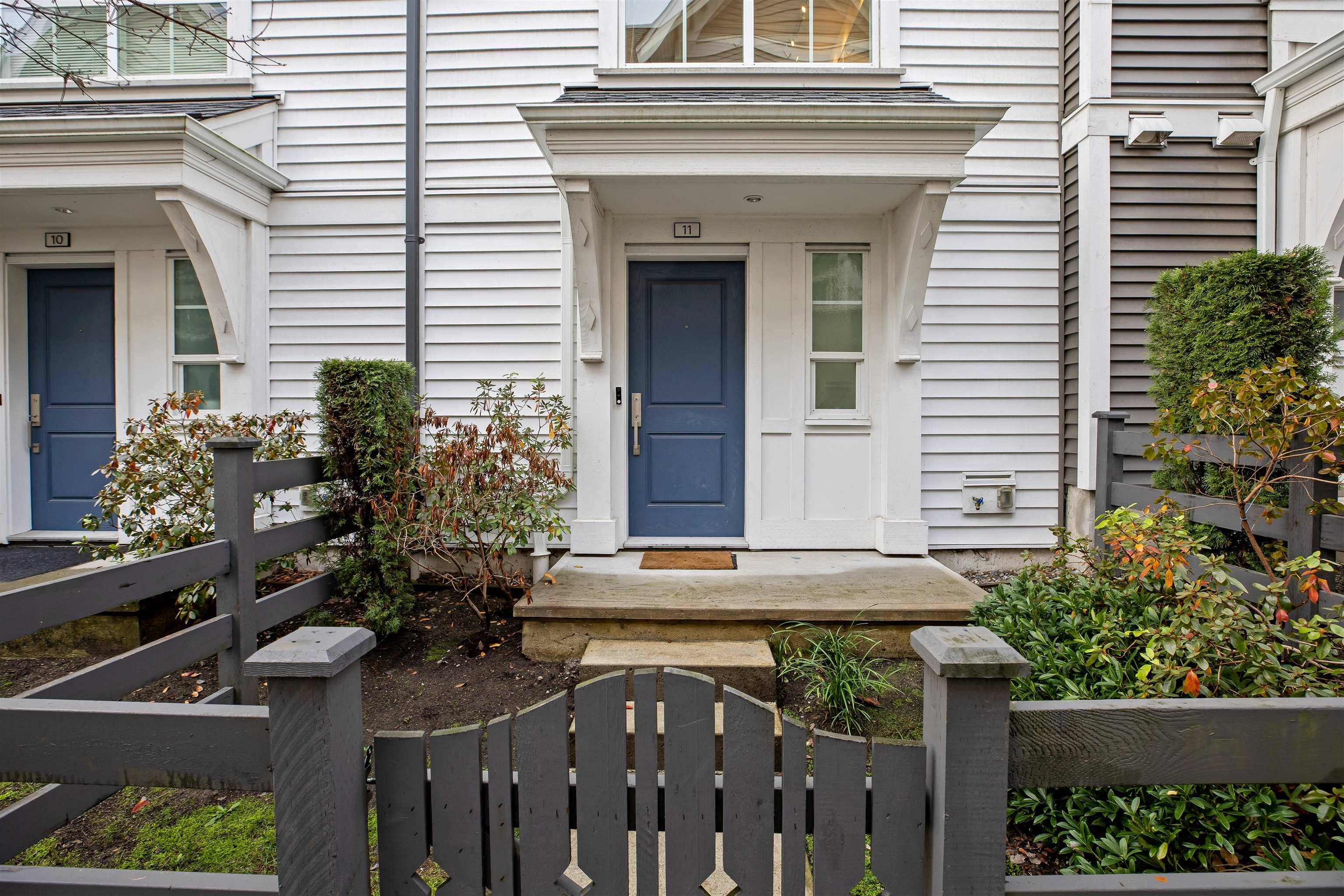 Abbotsford, BC V2T 0J1,2838 Livingstone AVE #11