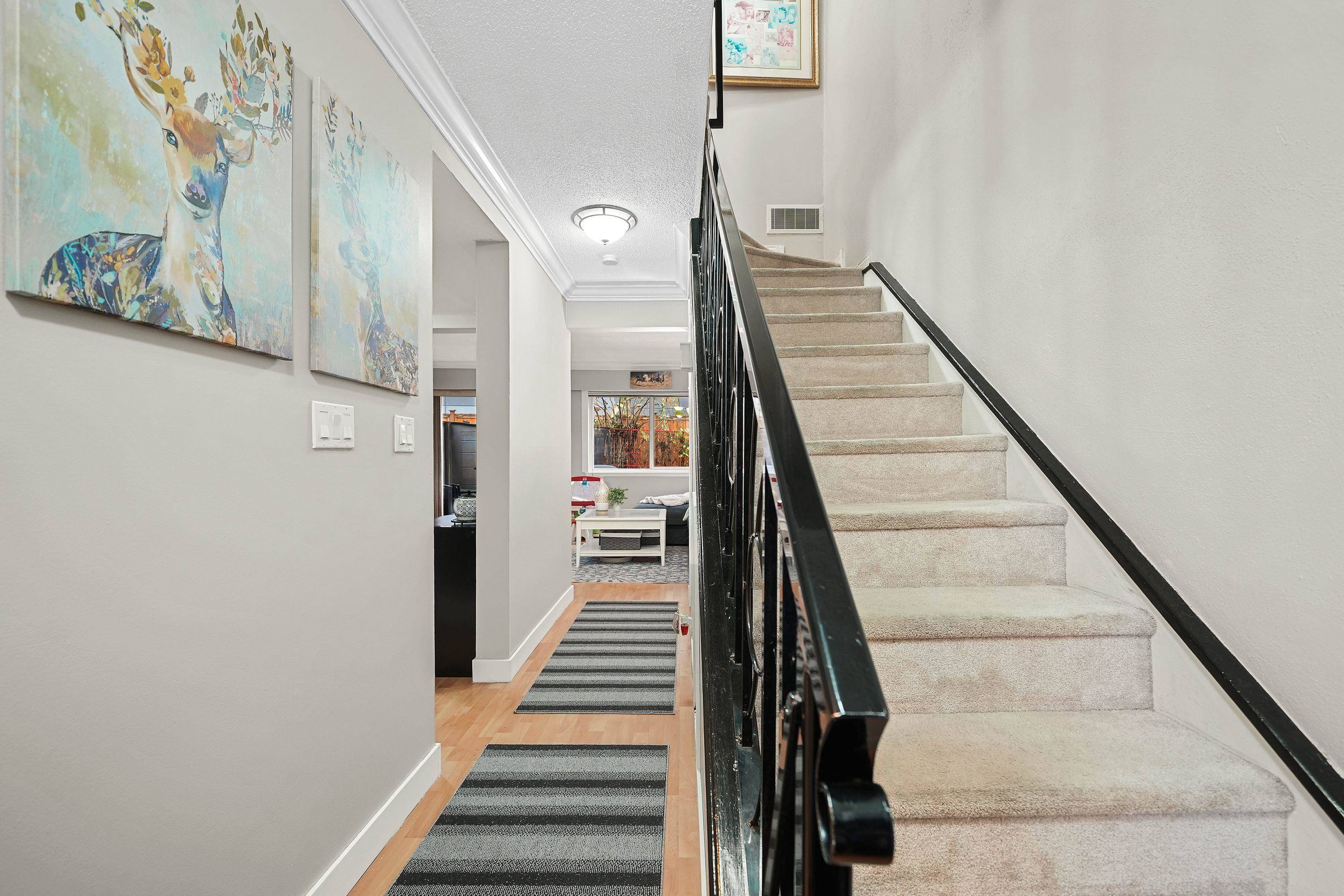 Abbotsford, BC V2S 3N4,2048 Mccallum RD #5