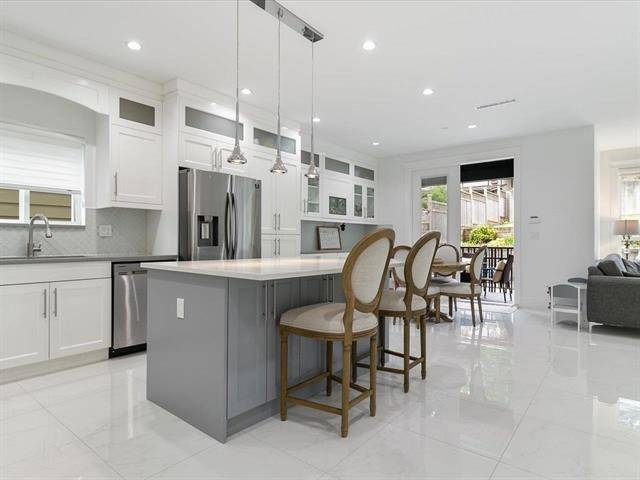 Port Coquitlam, BC V3C 1N7,1462 Pitt River RD